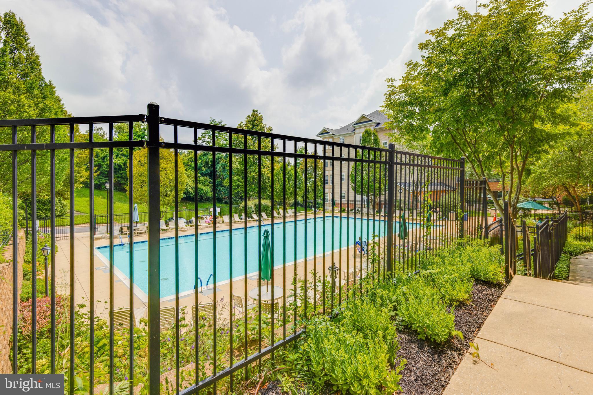 HIGH VIEW AT HUNT VALLEY - Residential