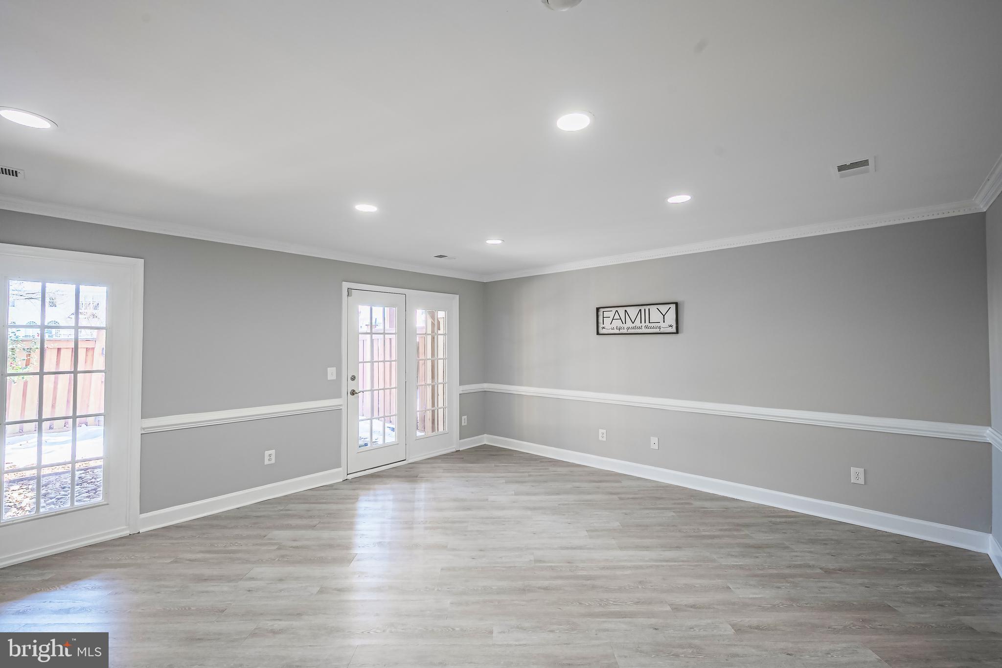 PENDERBROOK - Residential