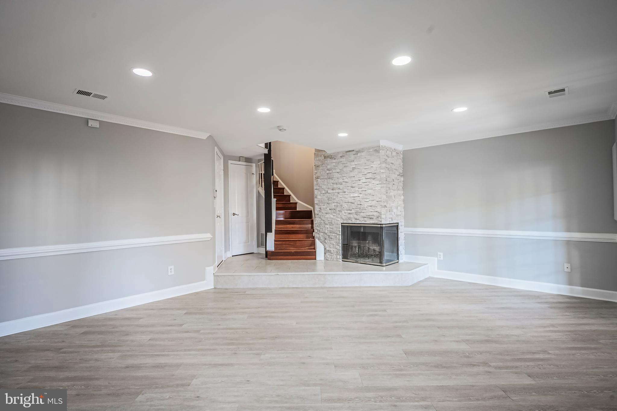 PENDERBROOK - Residential