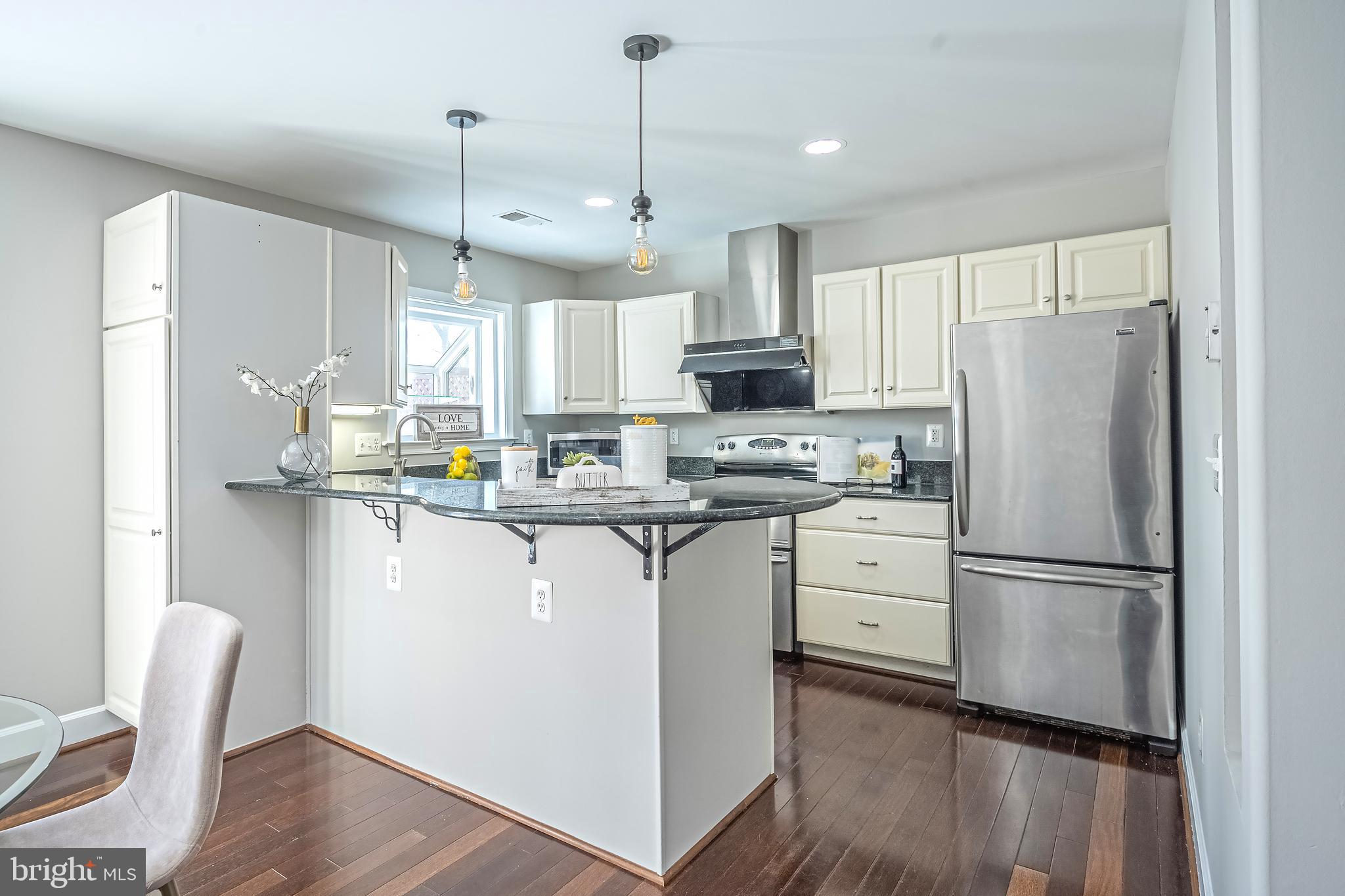 PENDERBROOK - Residential