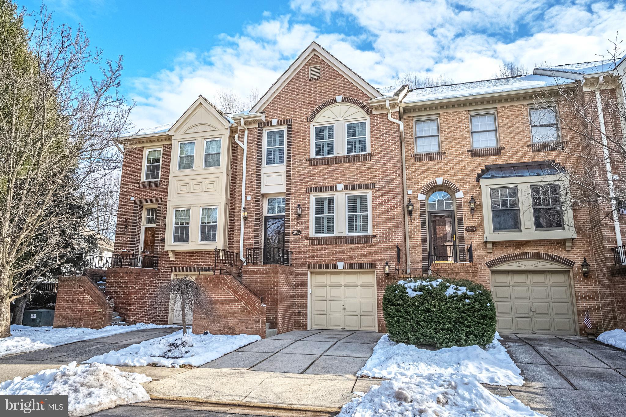 PENDERBROOK - Residential