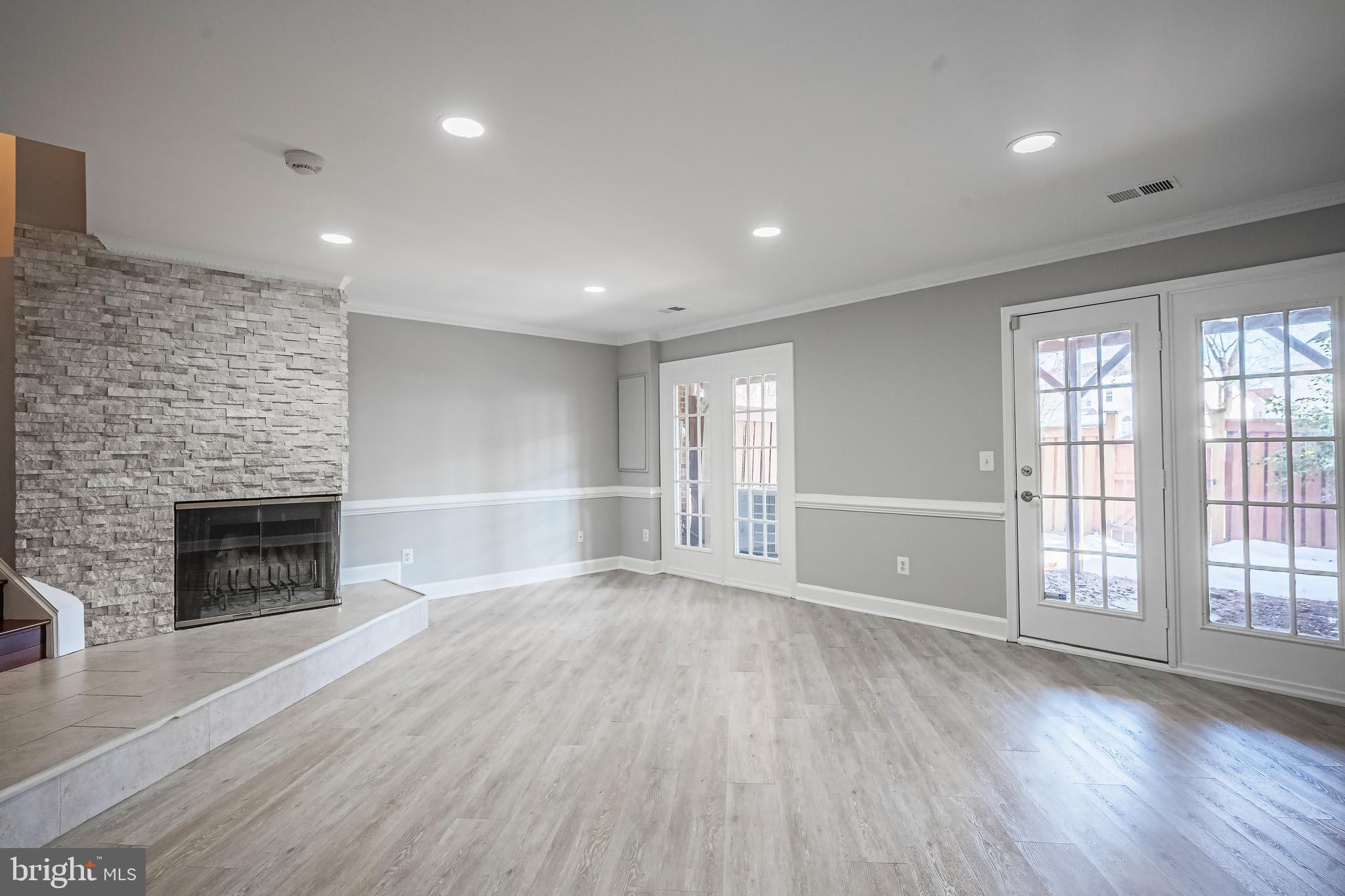 PENDERBROOK - Residential