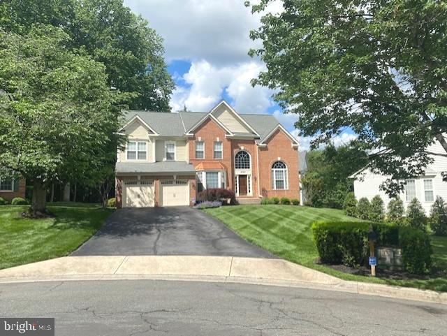 2405 HONEYSTONE WAY