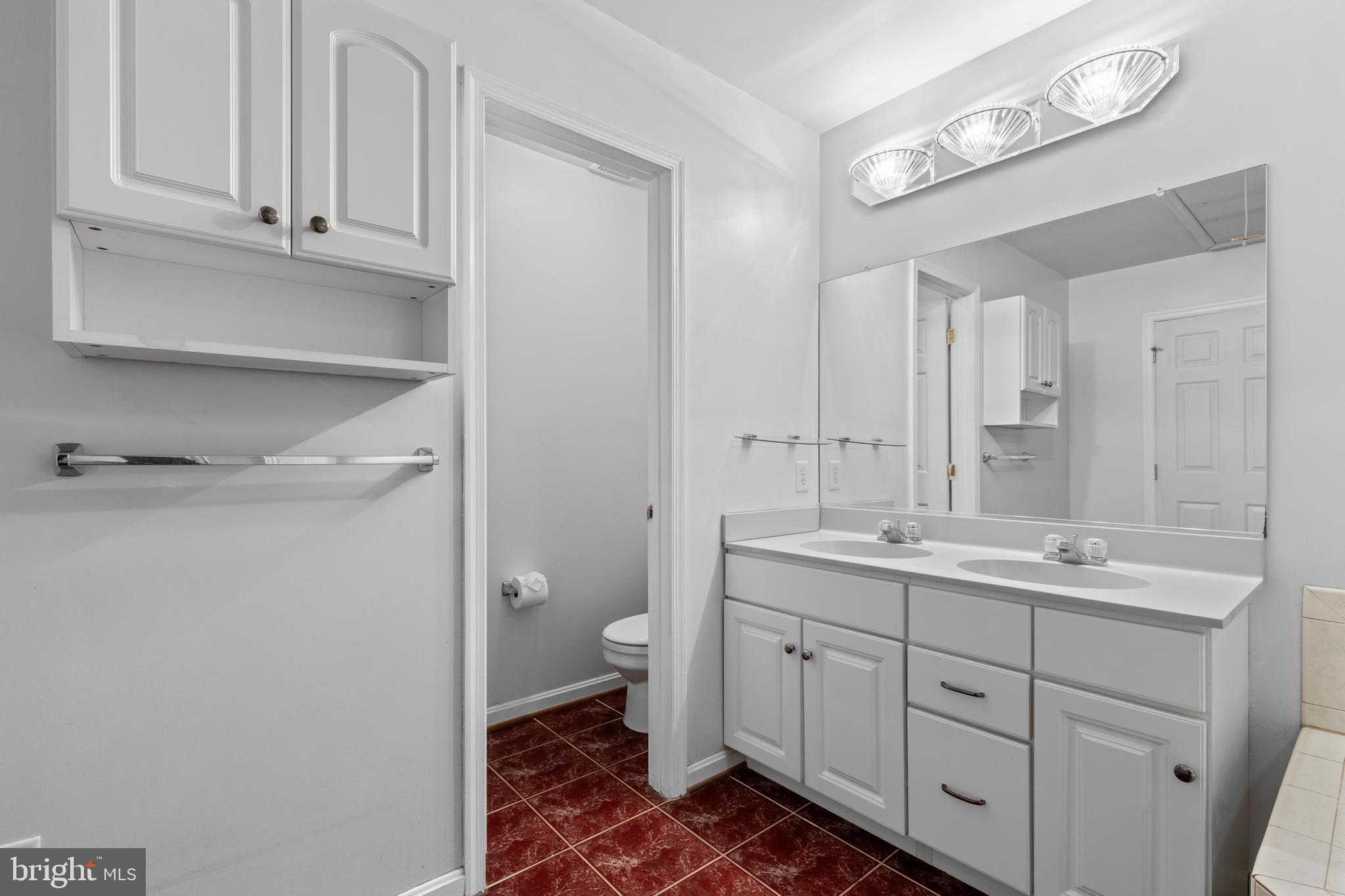 REISTERSTOWN - Residential