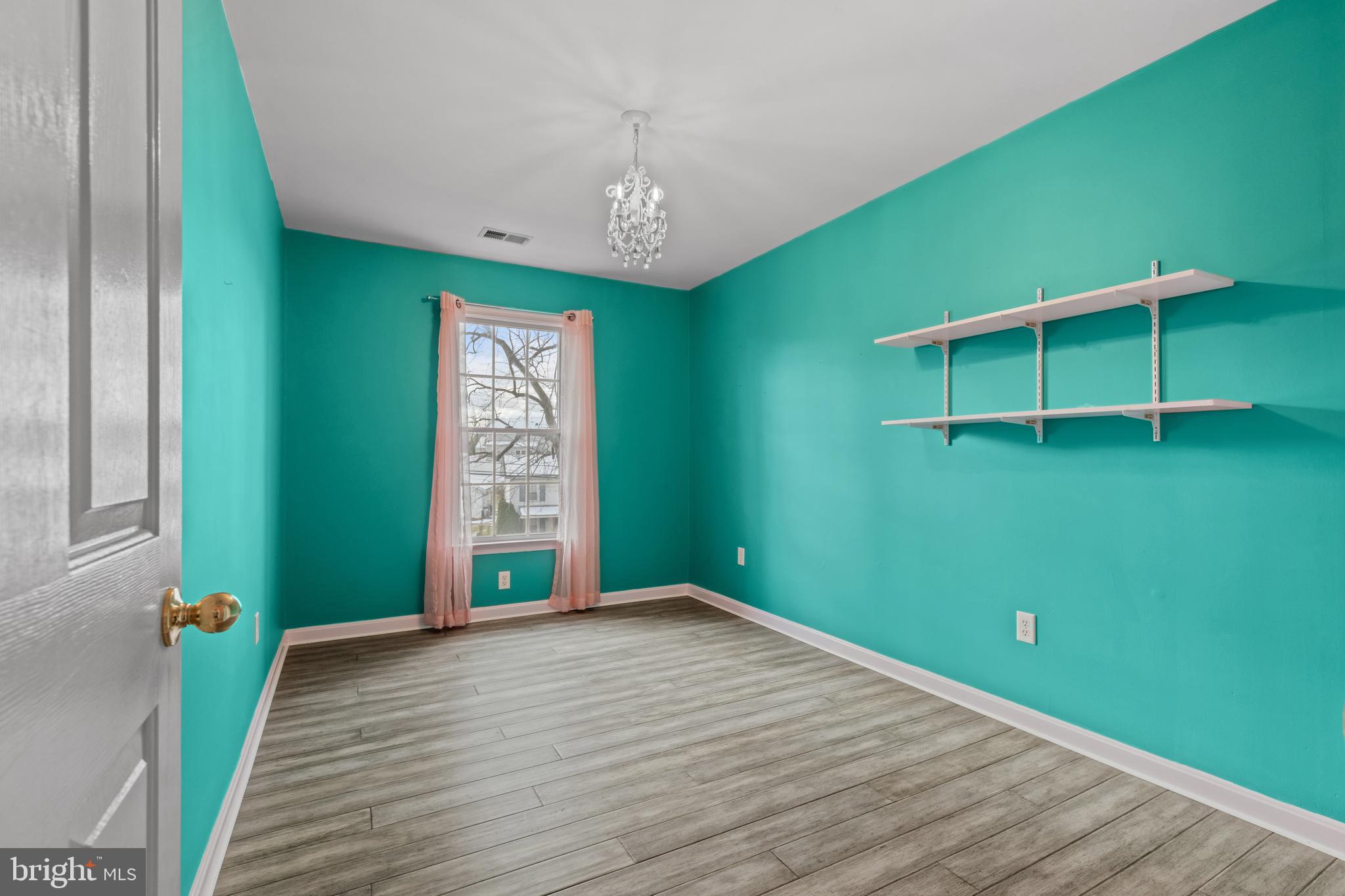 REISTERSTOWN - Residential