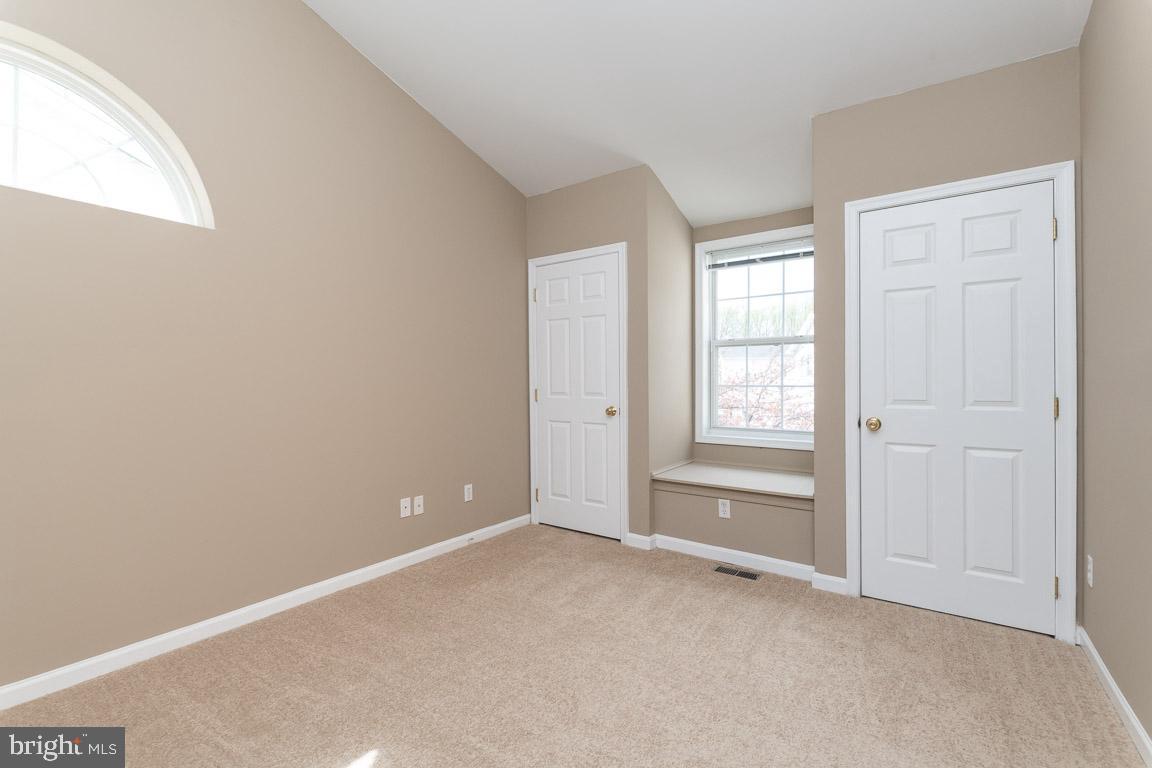 NEW COLONY VILLAGE - Residential Lease