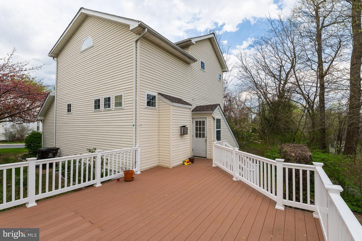 NEW COLONY VILLAGE - Residential Lease