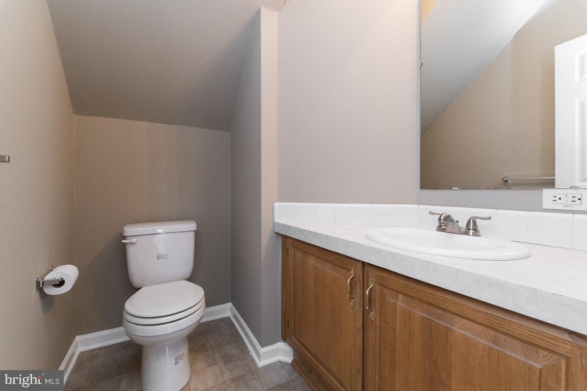 NEW COLONY VILLAGE - Residential Lease