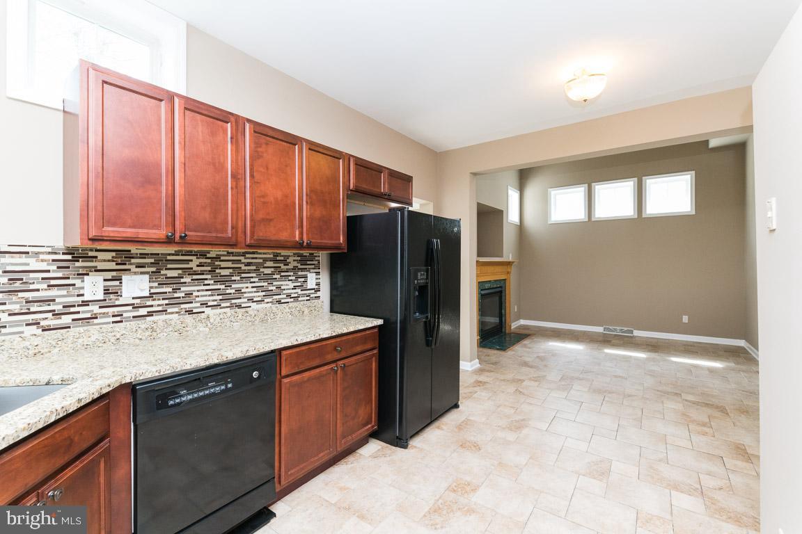 7452 CEDAR GROVE LANE