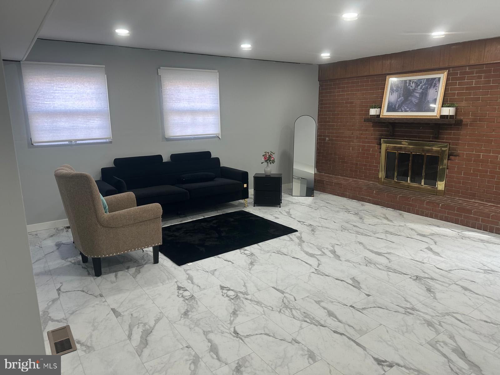 VIENNA - Residential Lease