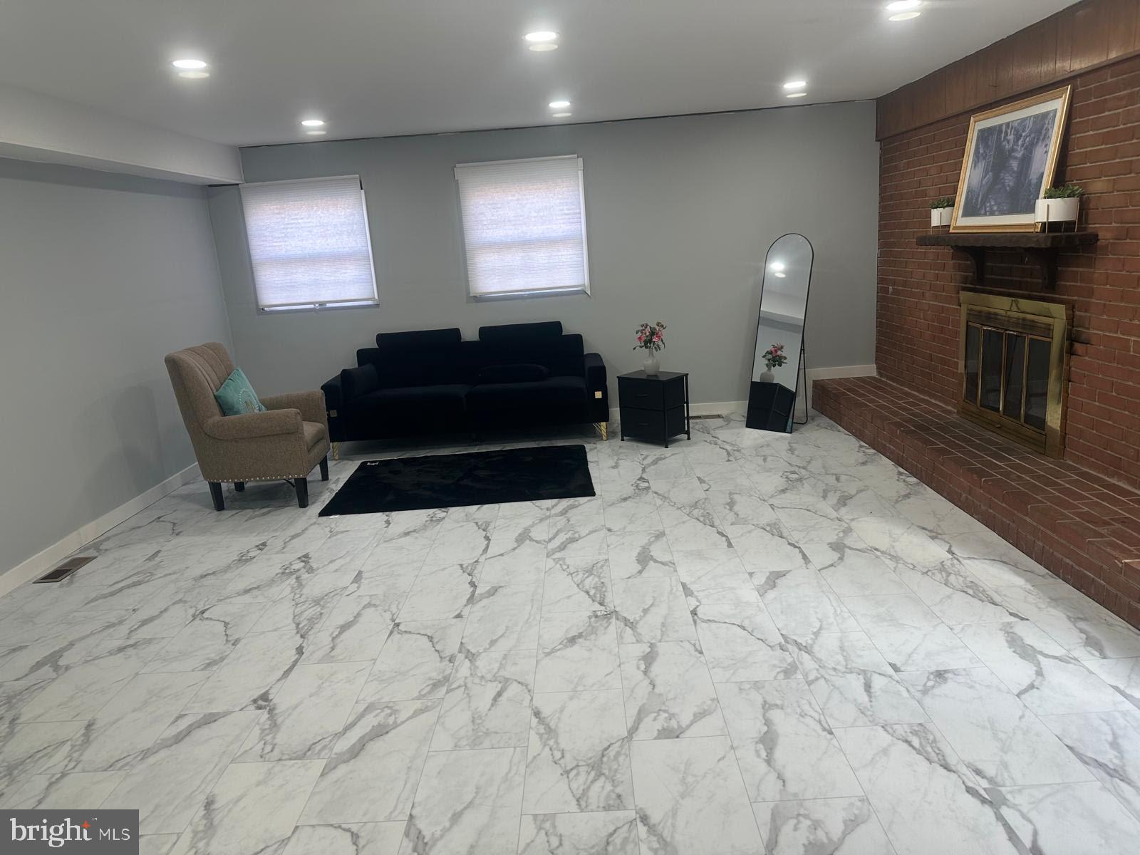 VIENNA - Residential Lease