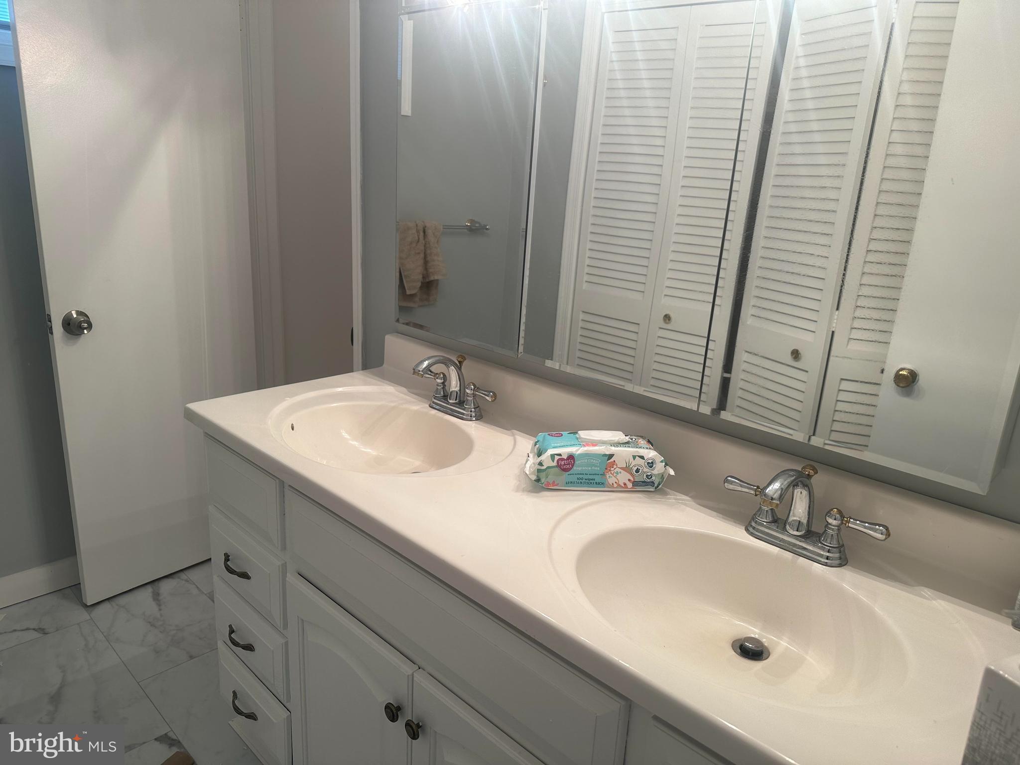 VIENNA - Residential Lease