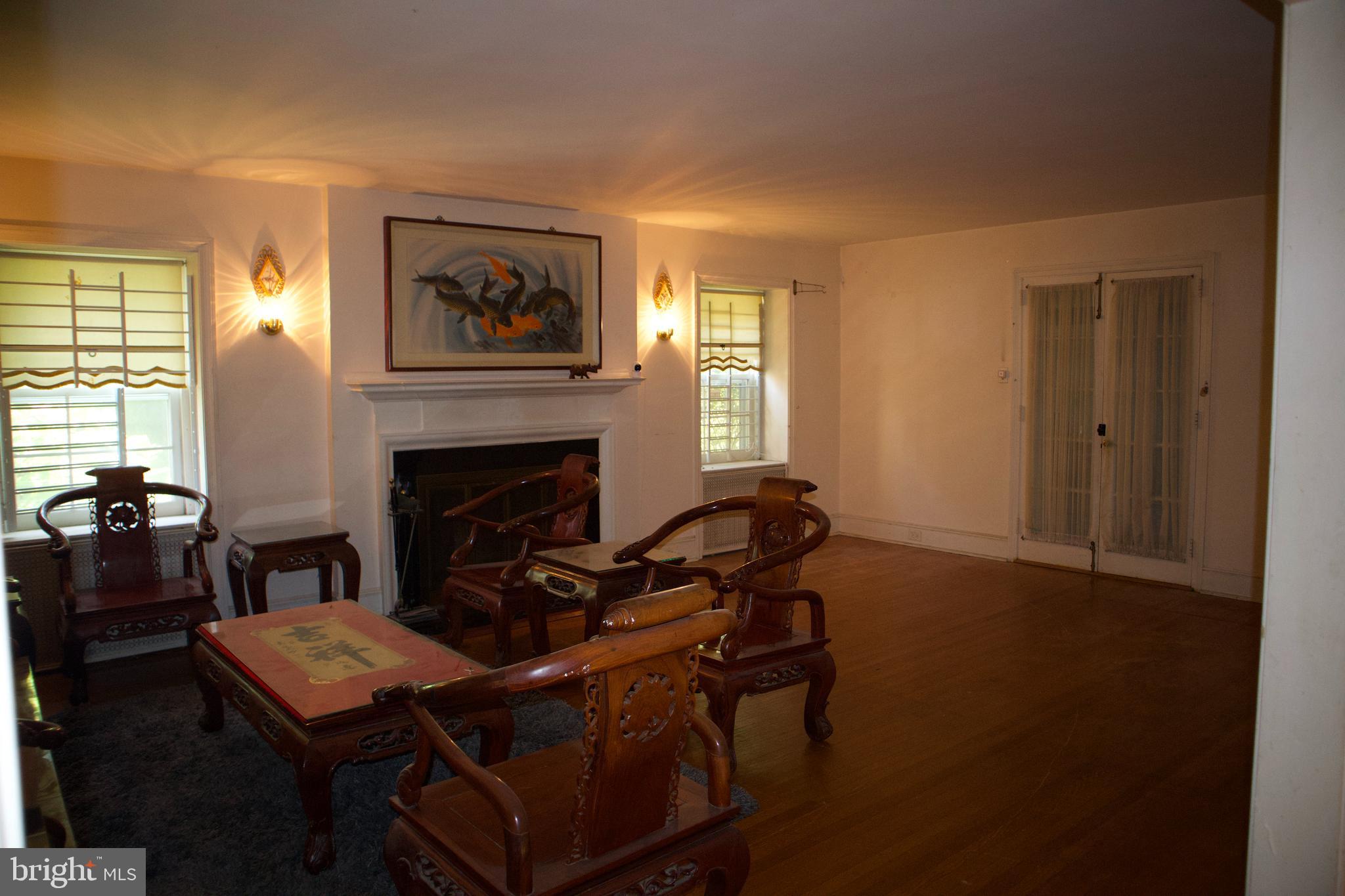 514 BEVERLY BOULEVARD