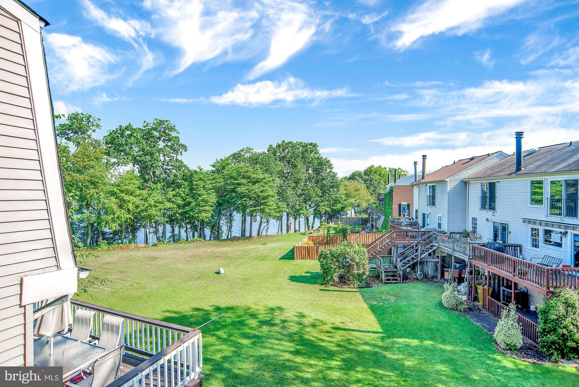 ELIZABETHS LANDING - Residential