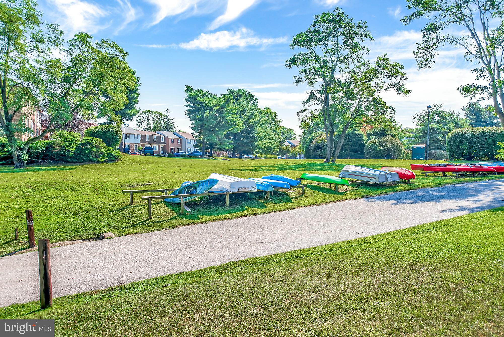 ELIZABETHS LANDING - Residential