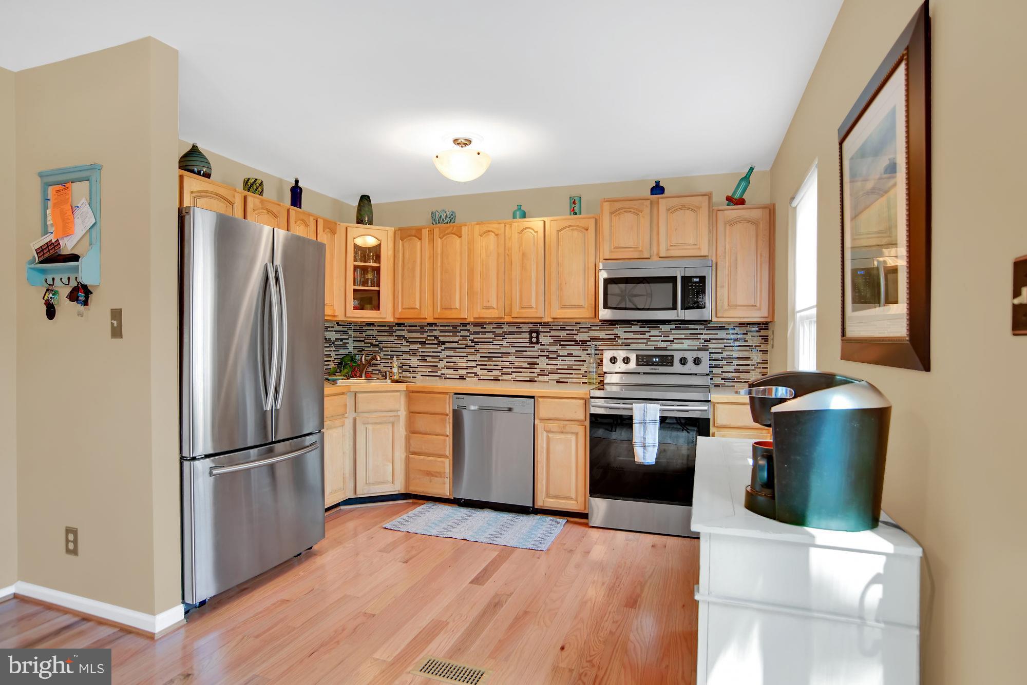 ELIZABETHS LANDING - Residential