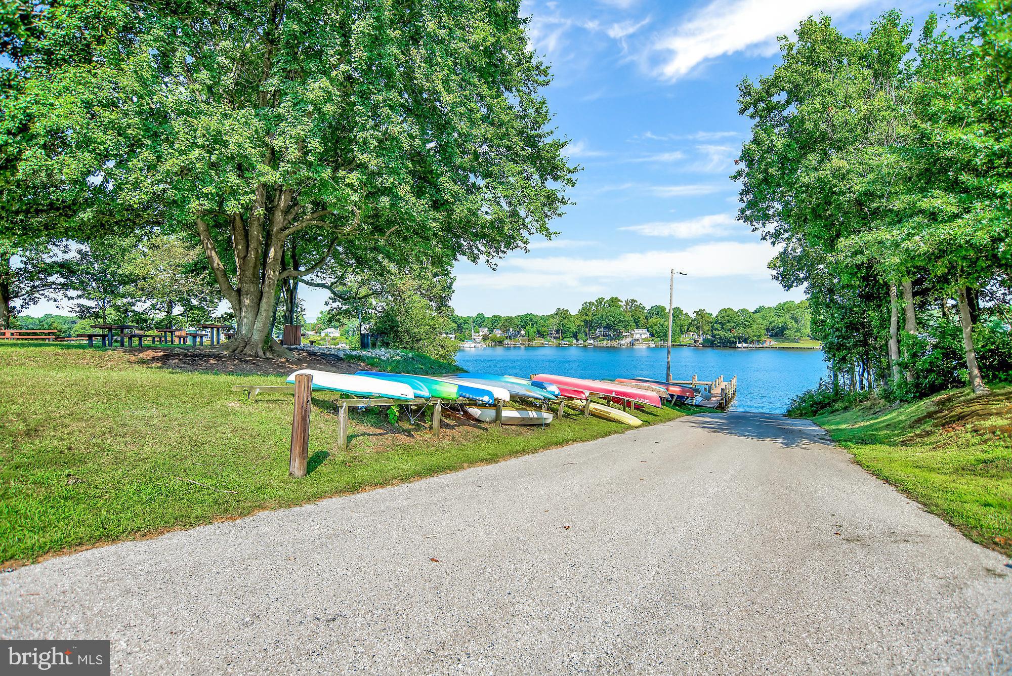 ELIZABETHS LANDING - Residential