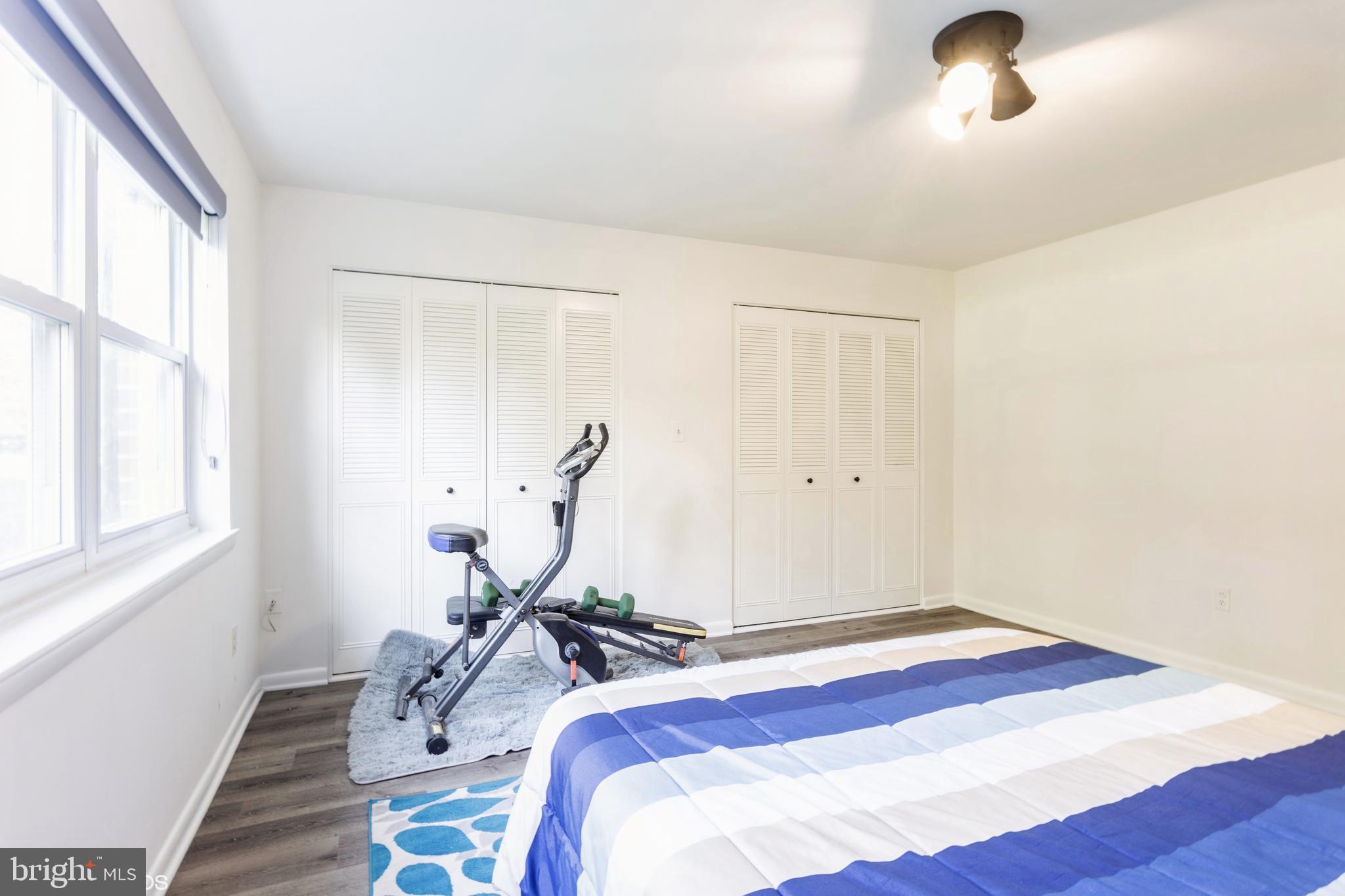 REGENCY CONDOS - Residential