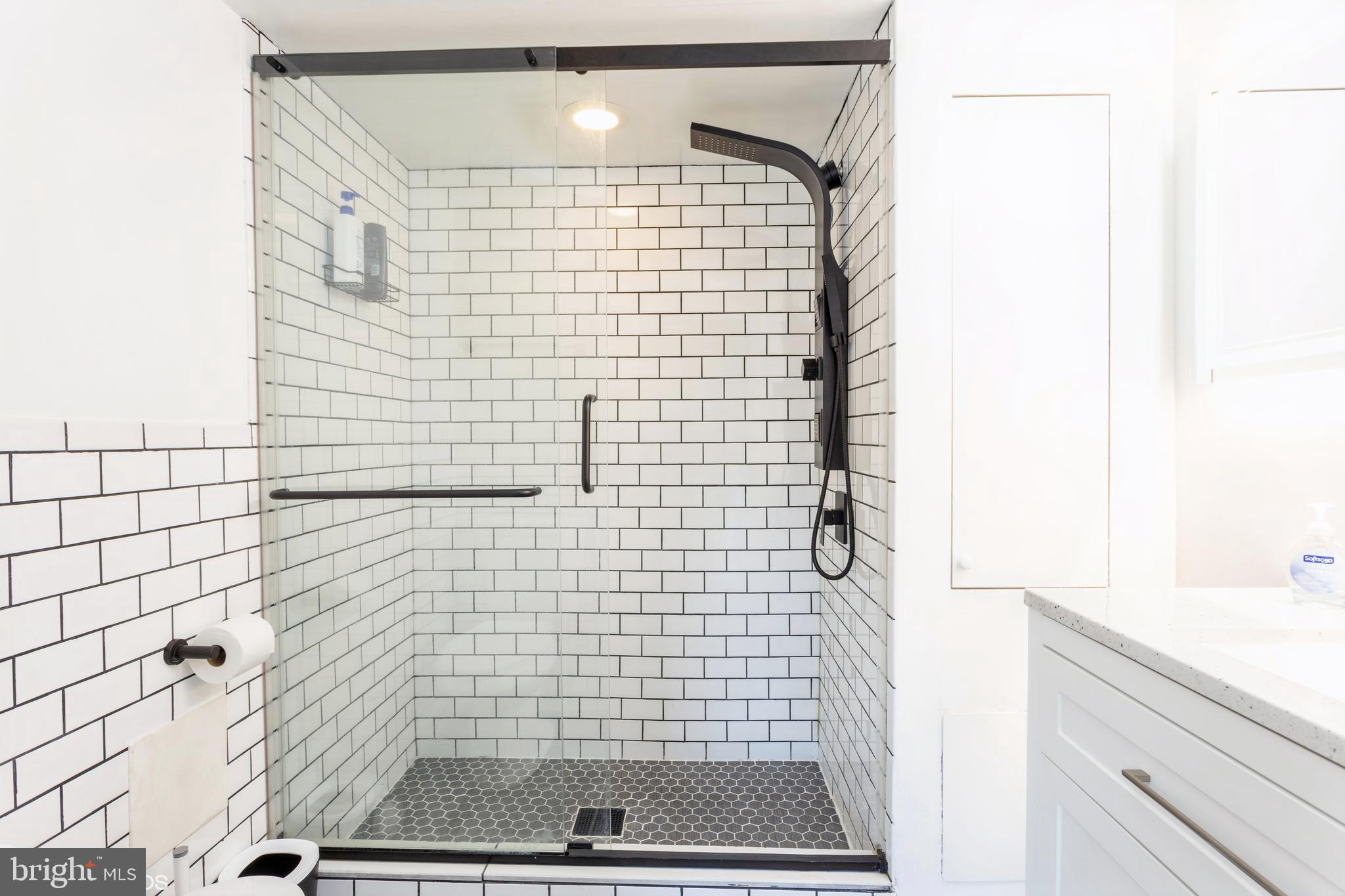 REGENCY CONDOS - Residential