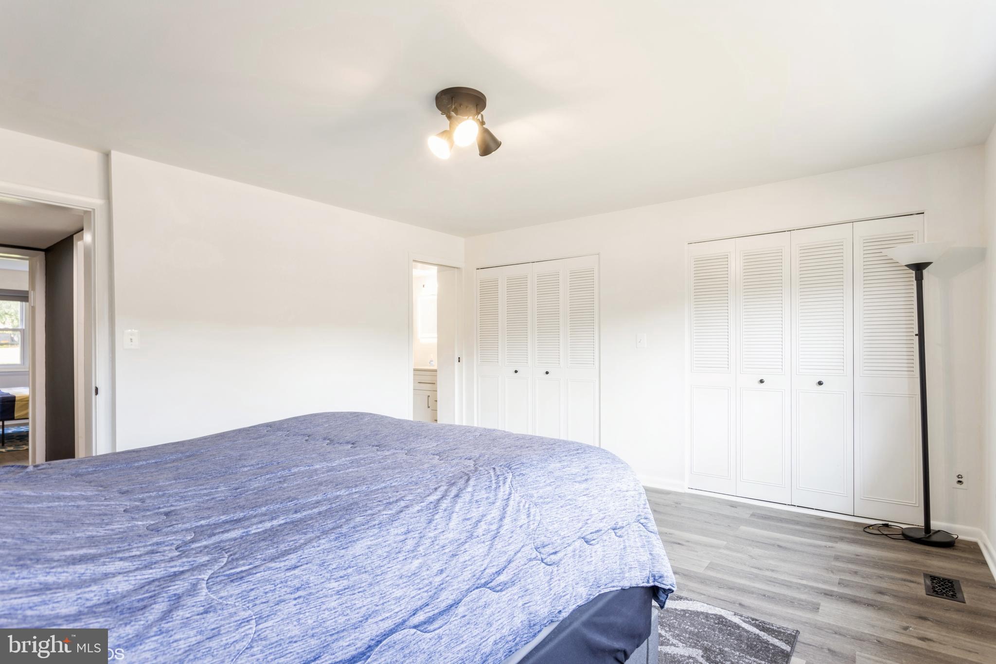 REGENCY CONDOS - Residential