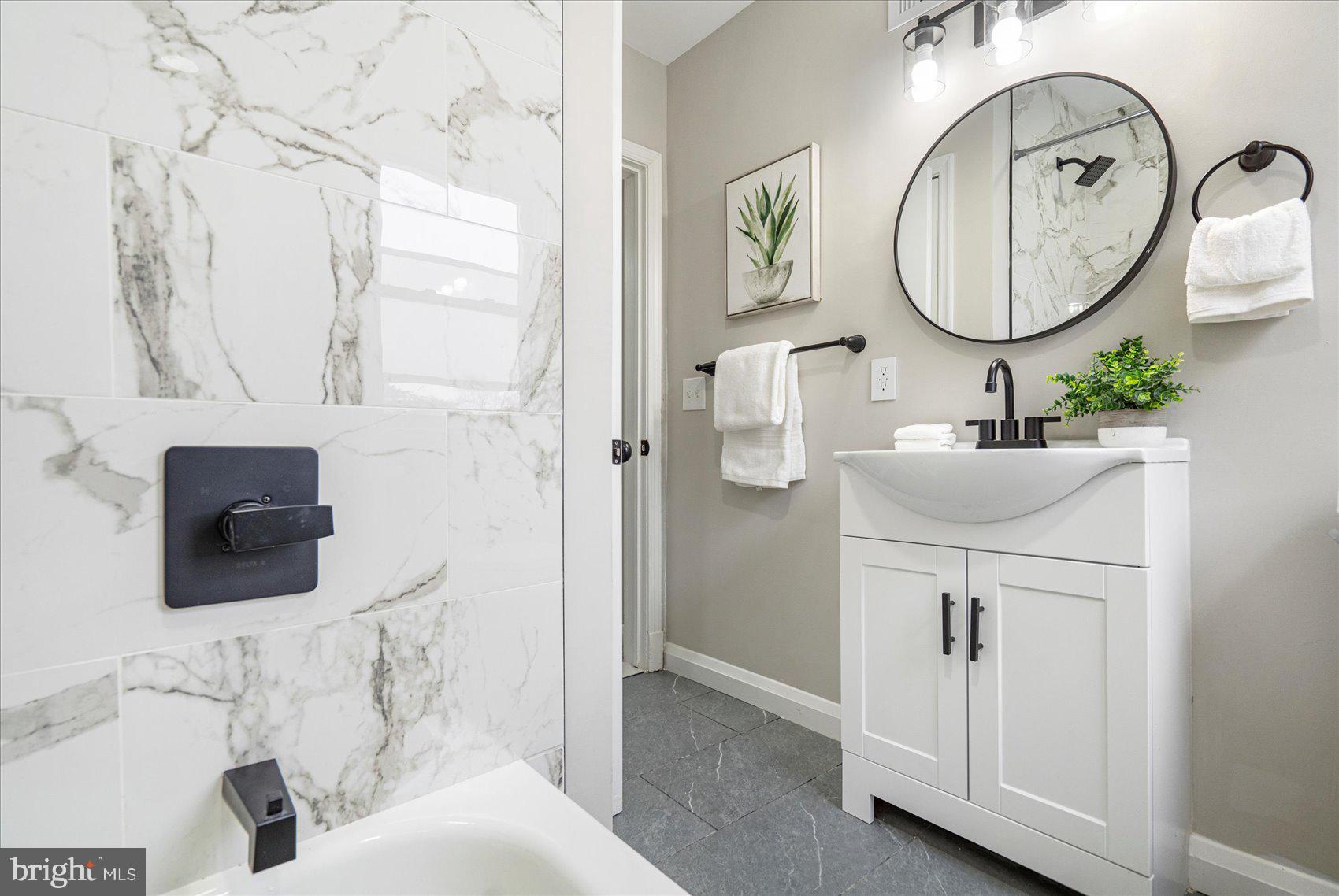 GLEN OAKS - Residential