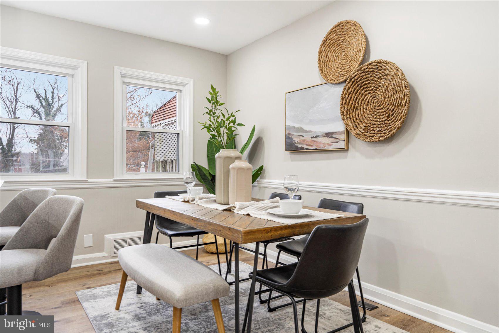 GLEN OAKS - Residential