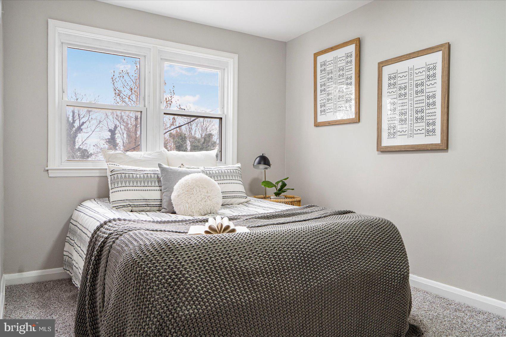 GLEN OAKS - Residential