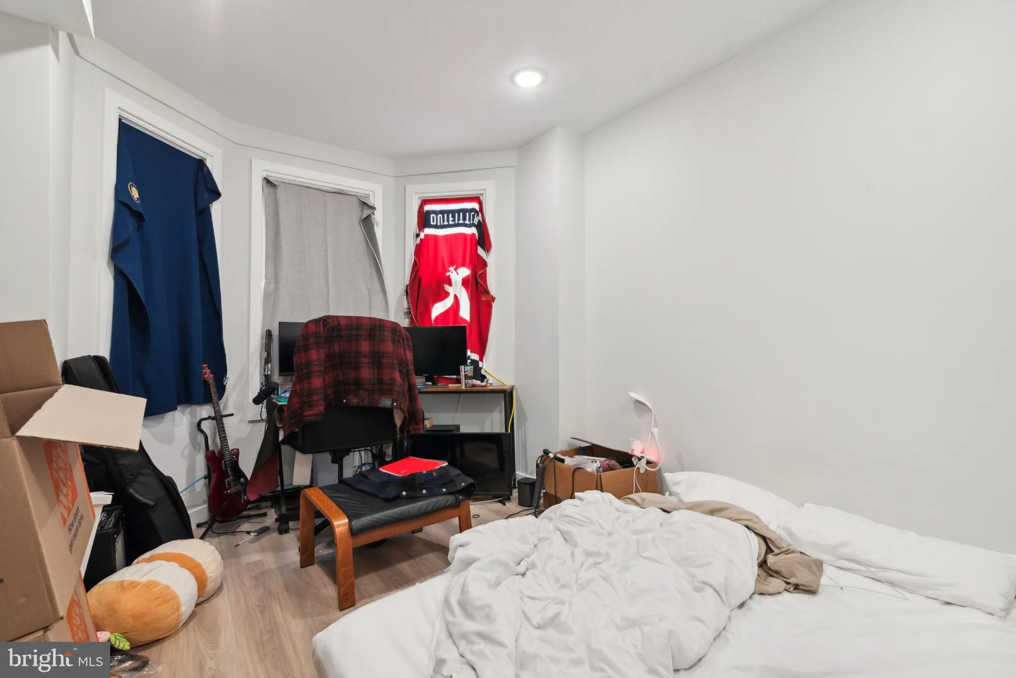 Philadelphia, Pennsylvania 19104, United States, 4 Bedrooms Bedrooms, ,4 BathroomsBathrooms,Residential,Active,94581