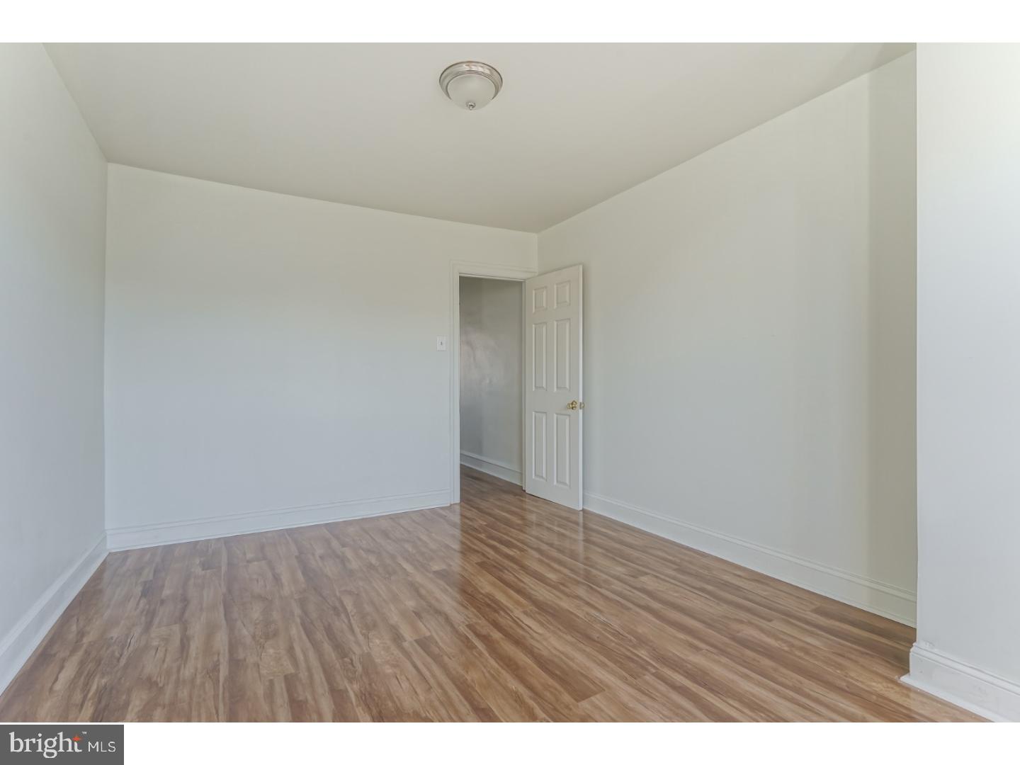 OXFORD CIRCLE - Residential