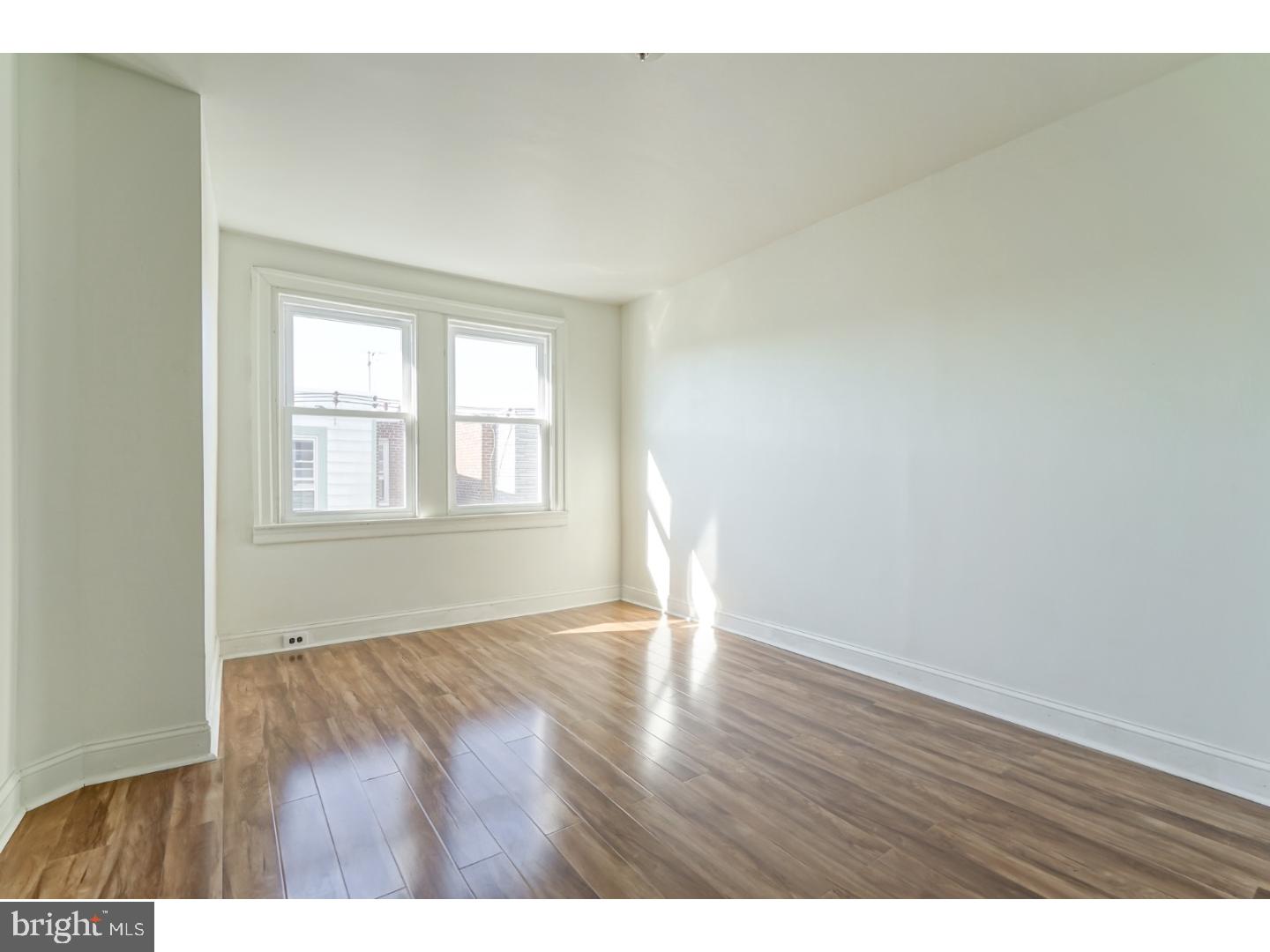 OXFORD CIRCLE - Residential