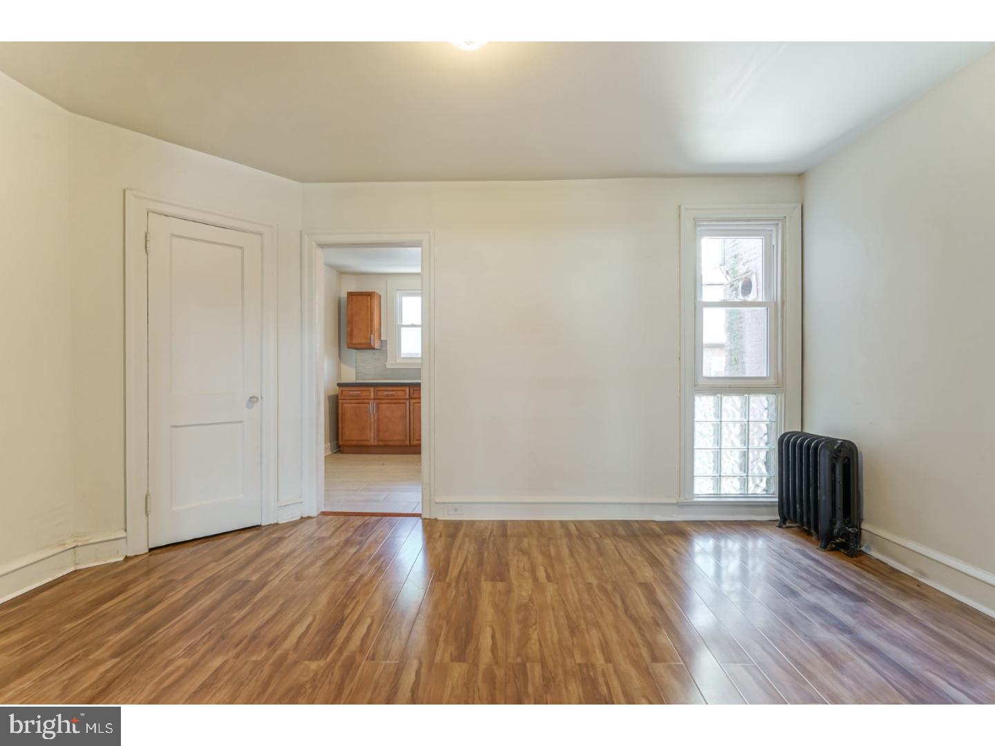 OXFORD CIRCLE - Residential