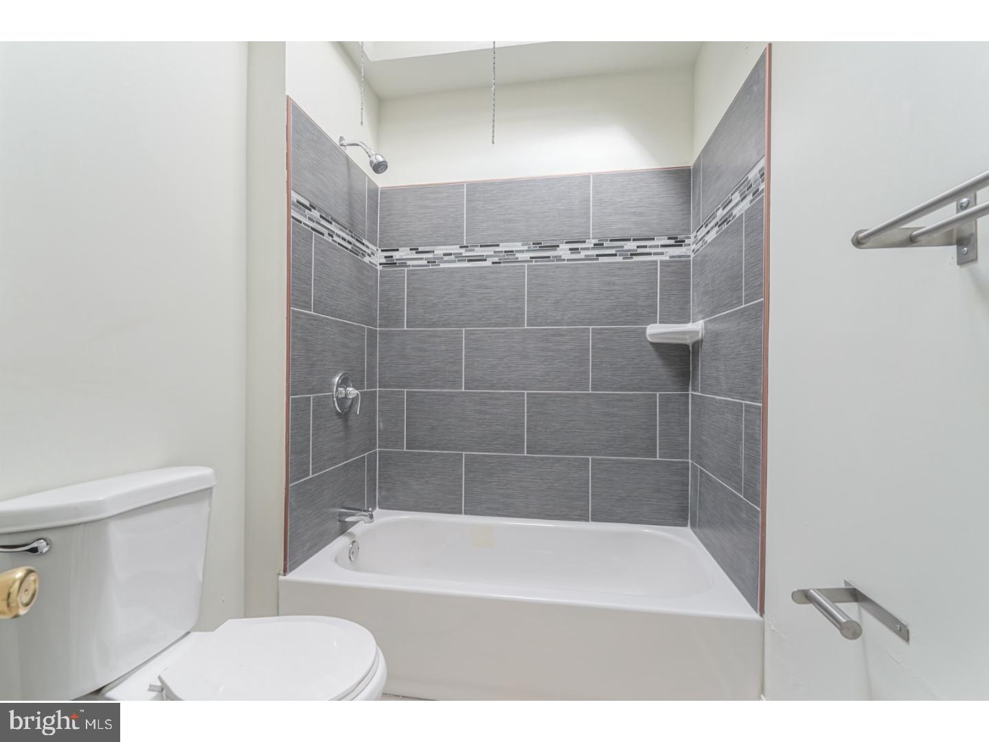 OXFORD CIRCLE - Residential