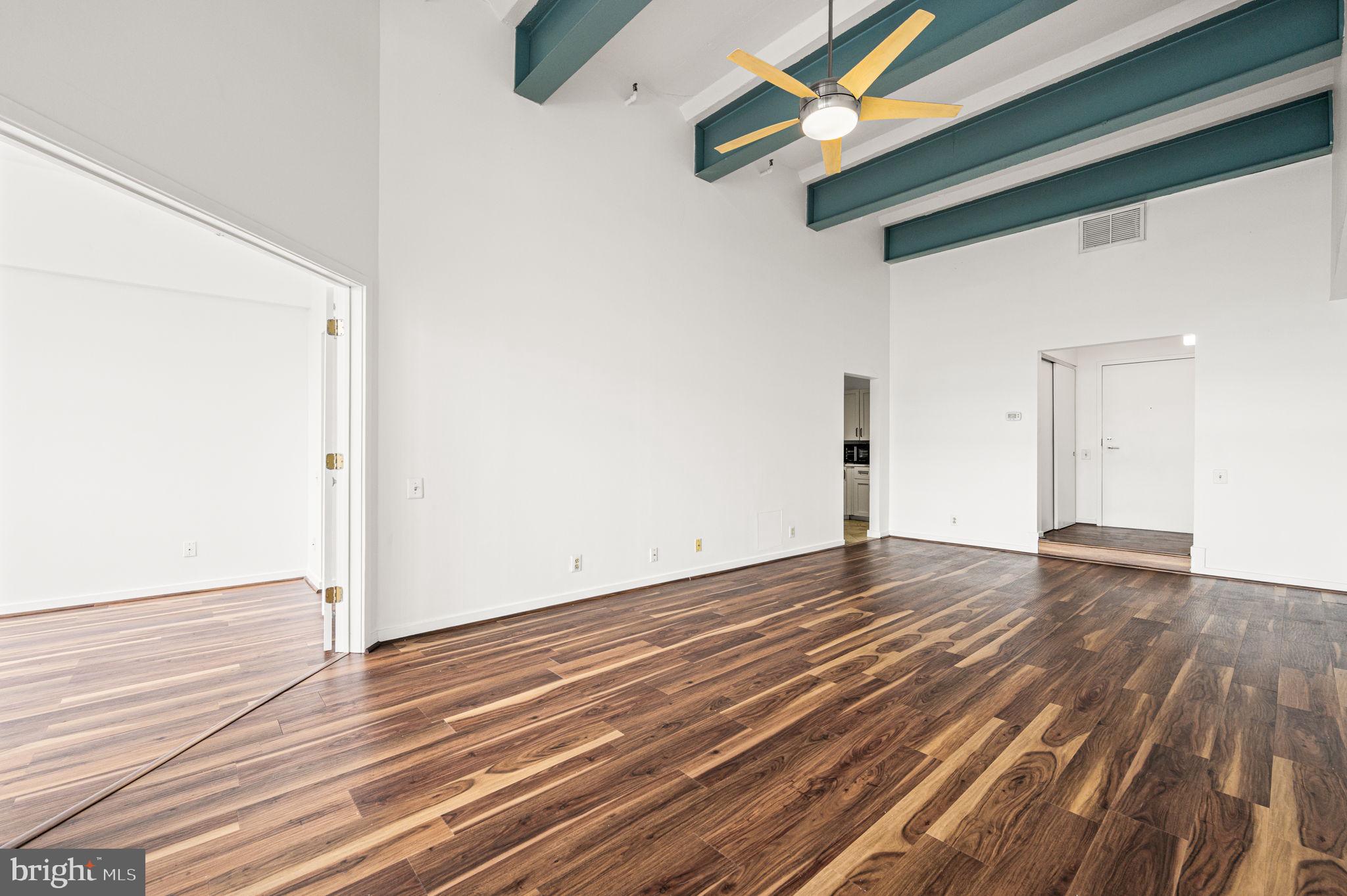 PENN'S LANDING - Residential