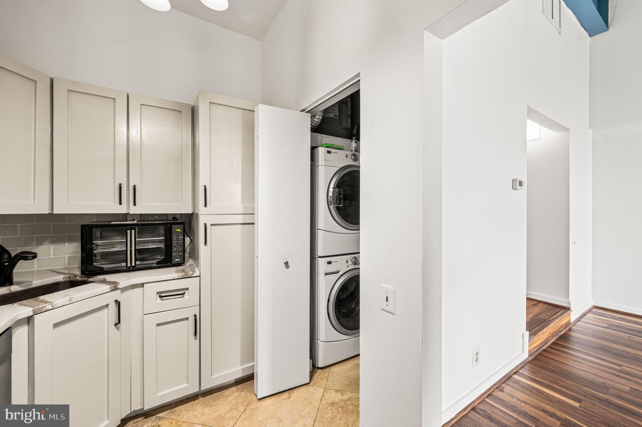 PENN'S LANDING - Residential