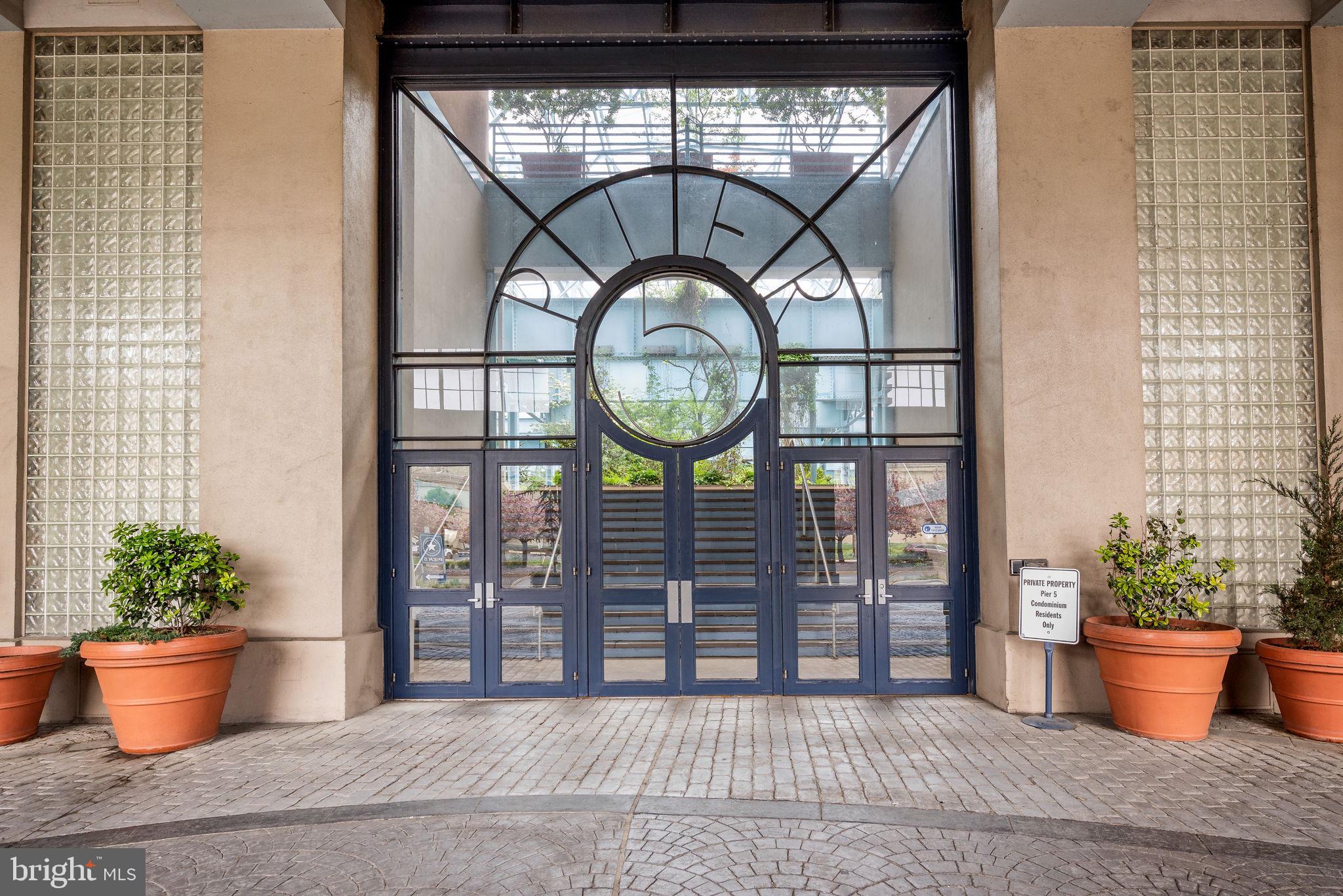 PENN'S LANDING - Residential