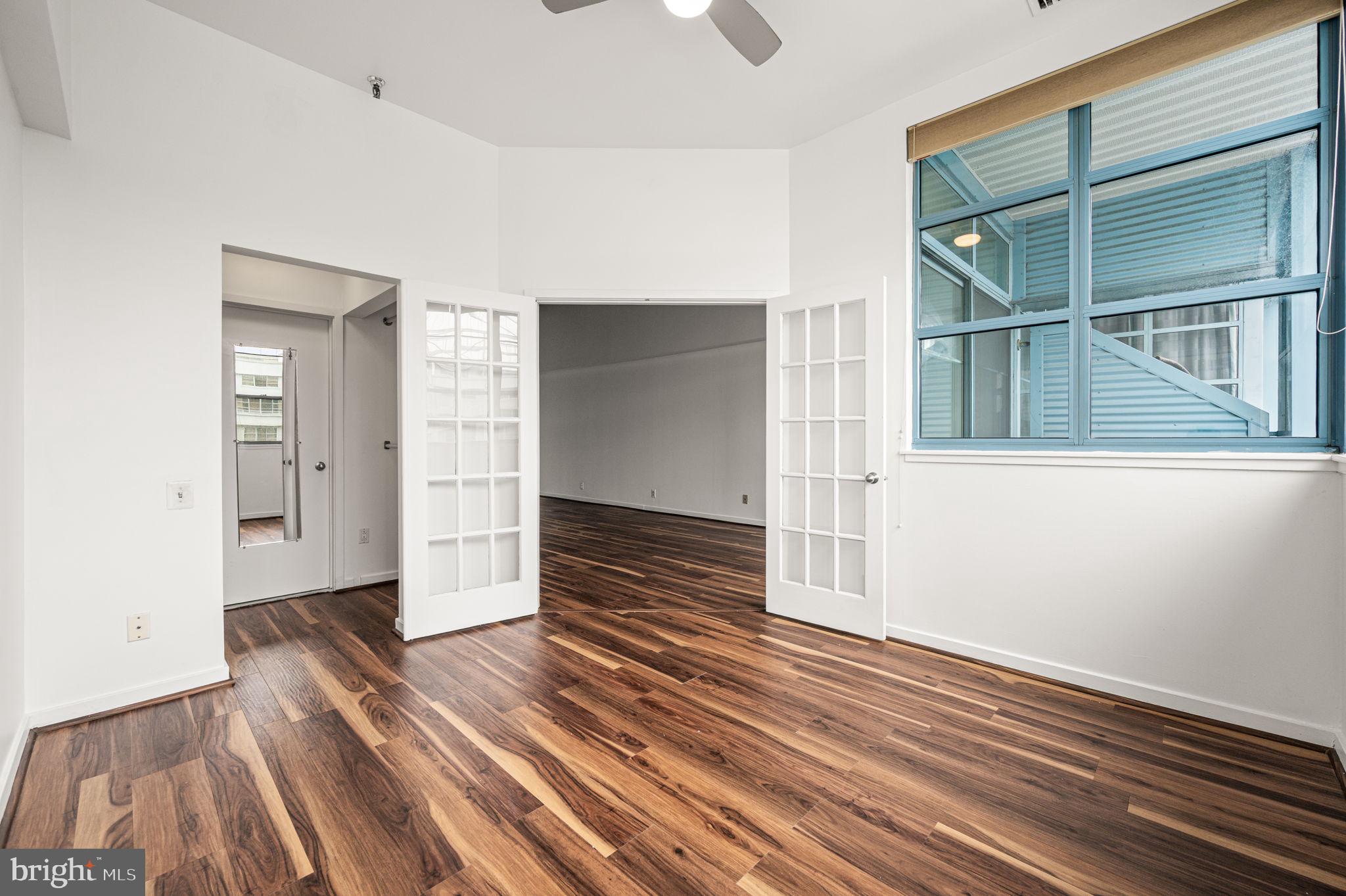 3 COLUMBUS BOULEVARD PL269