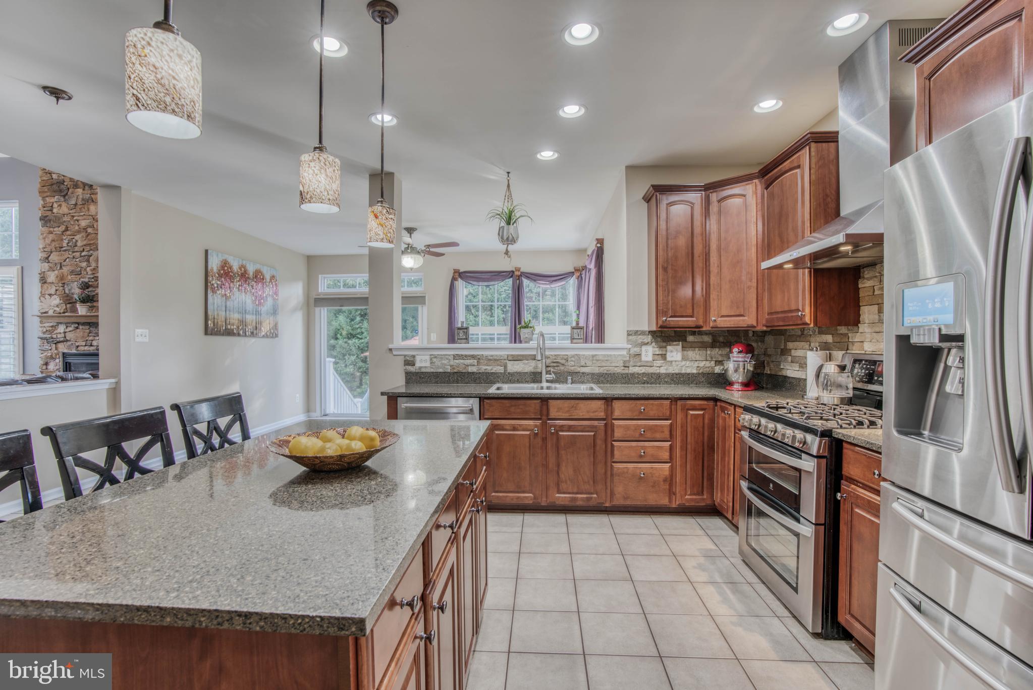 STONE RIDGE - Residential