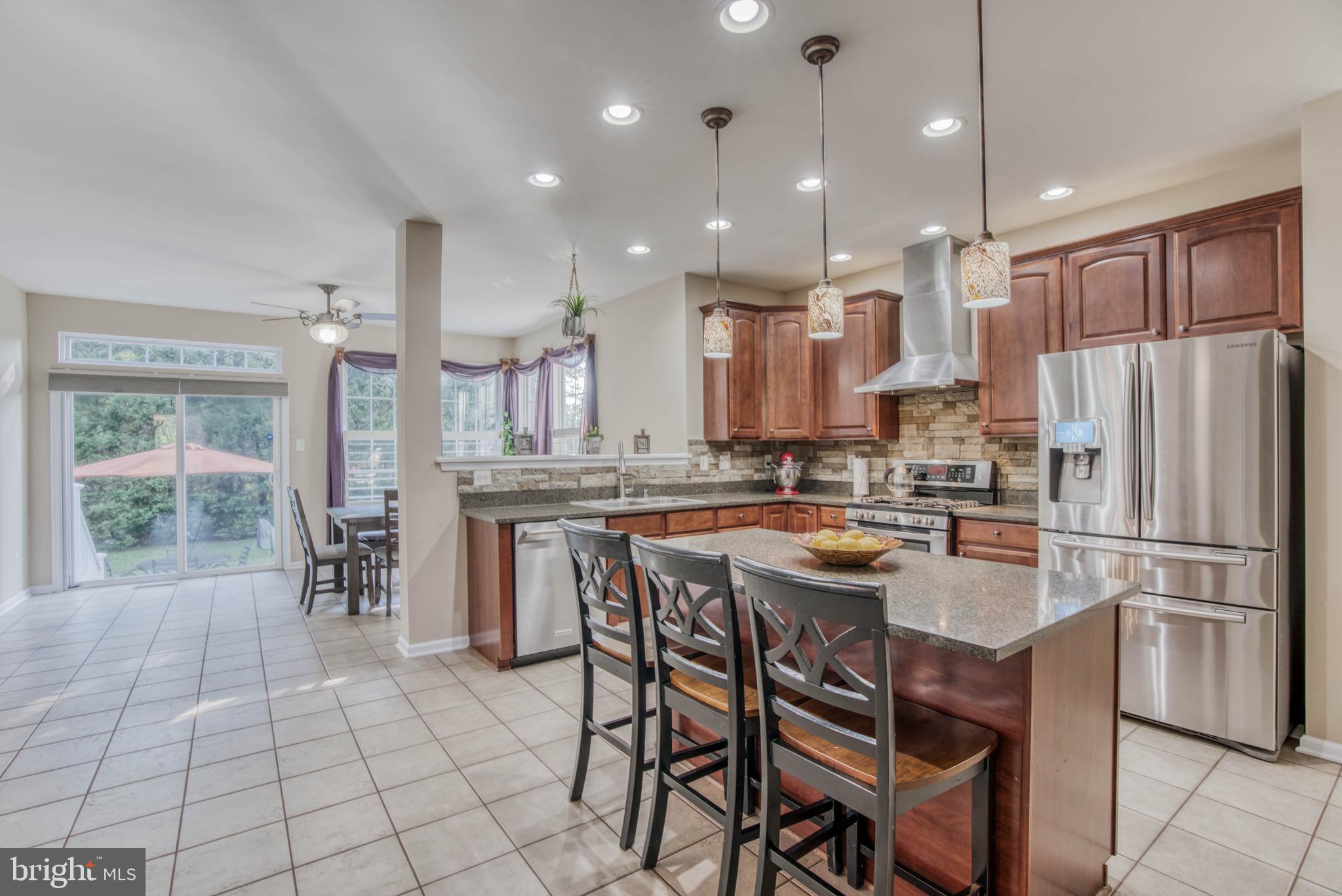 STONE RIDGE - Residential