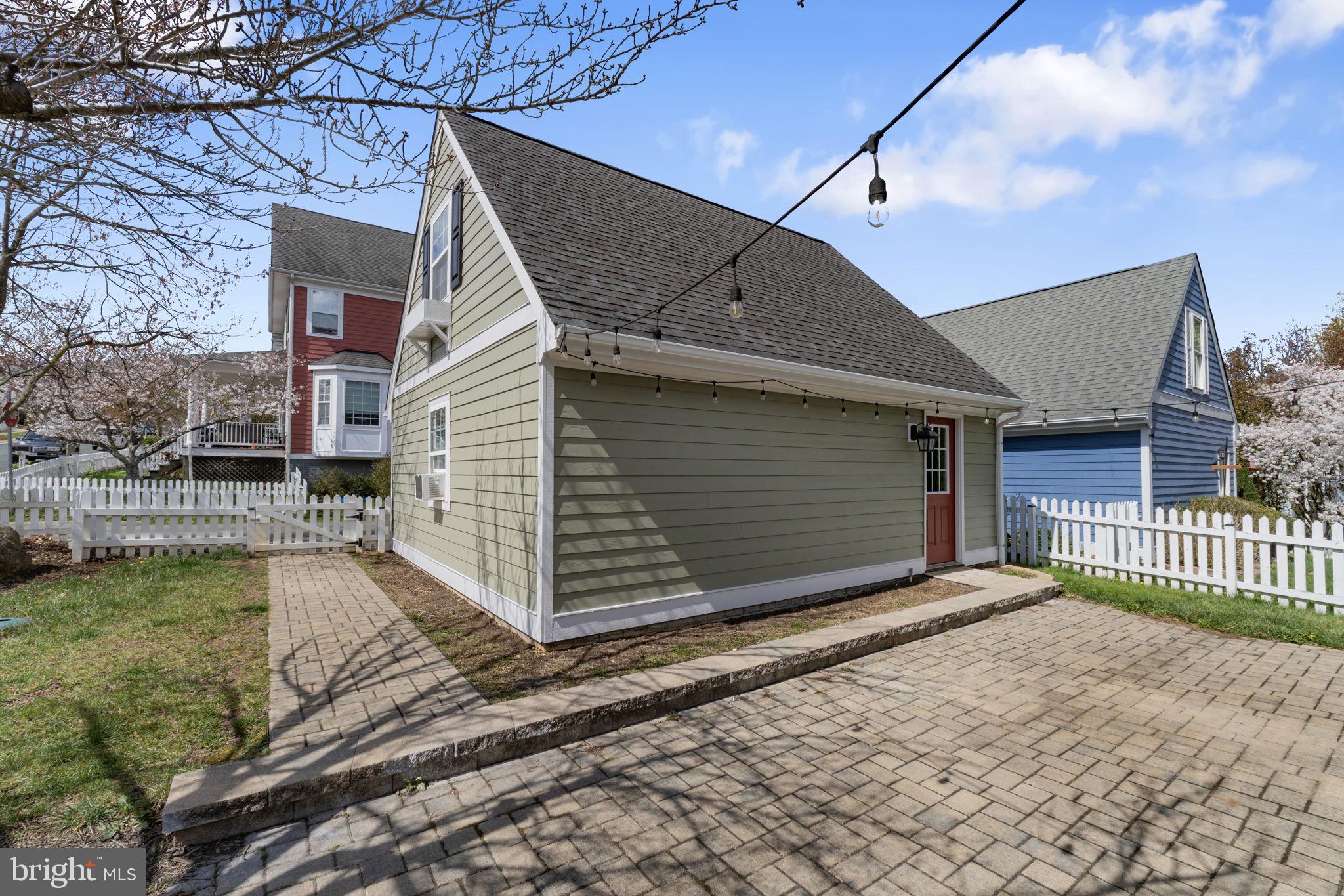 WAYLANDS GRANT - Residential