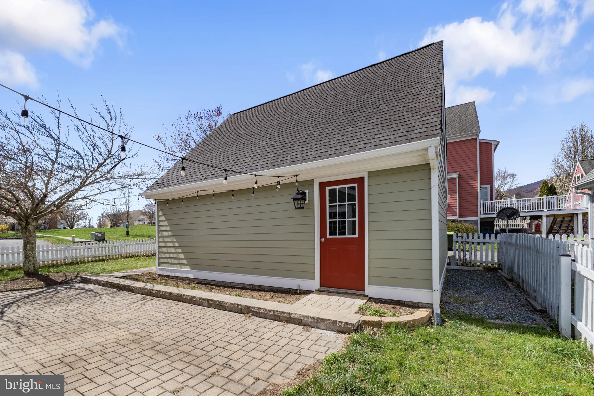 WAYLANDS GRANT - Residential