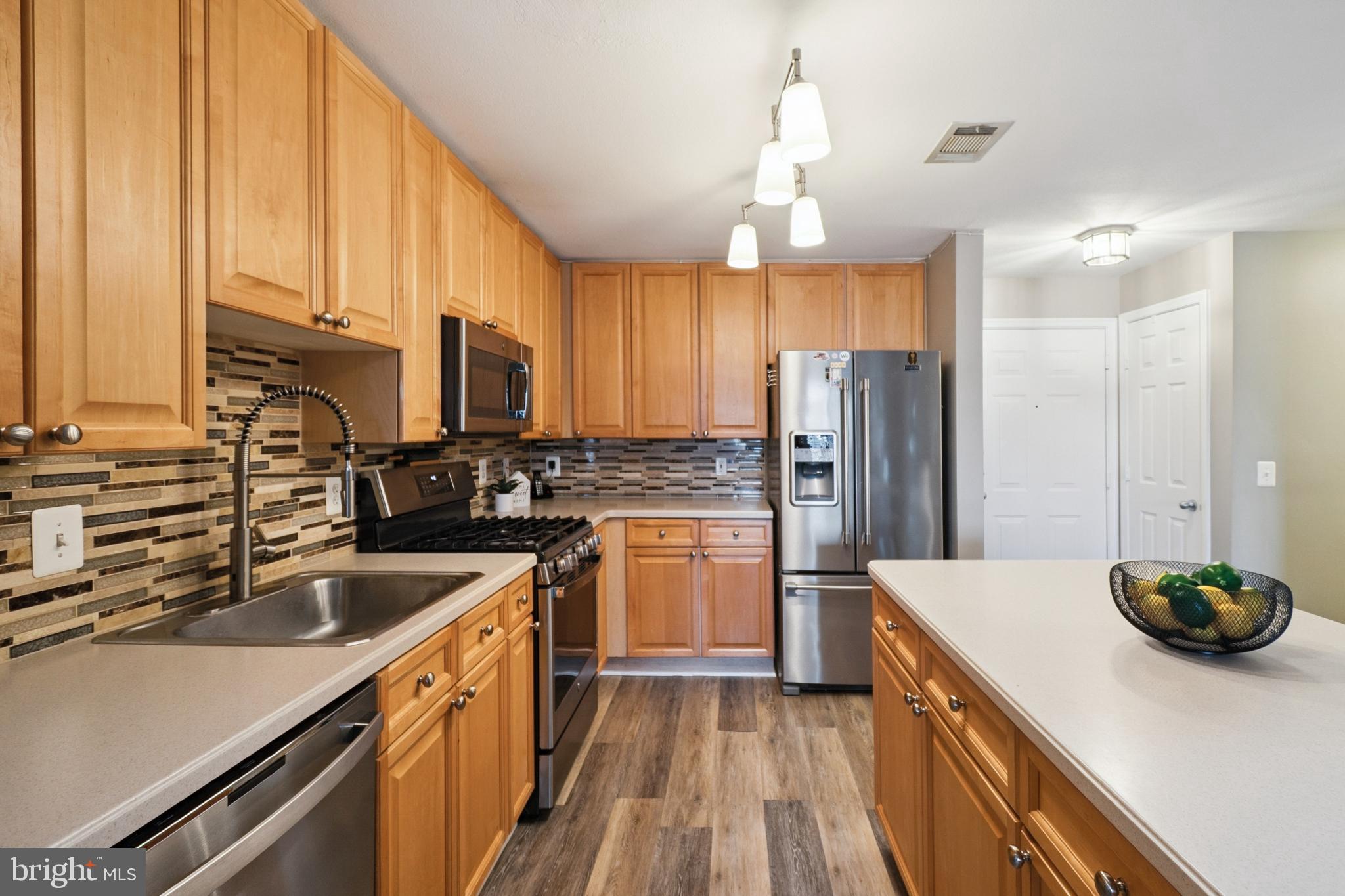 9480 VIRGINIA CENTER BOULEVARD 403