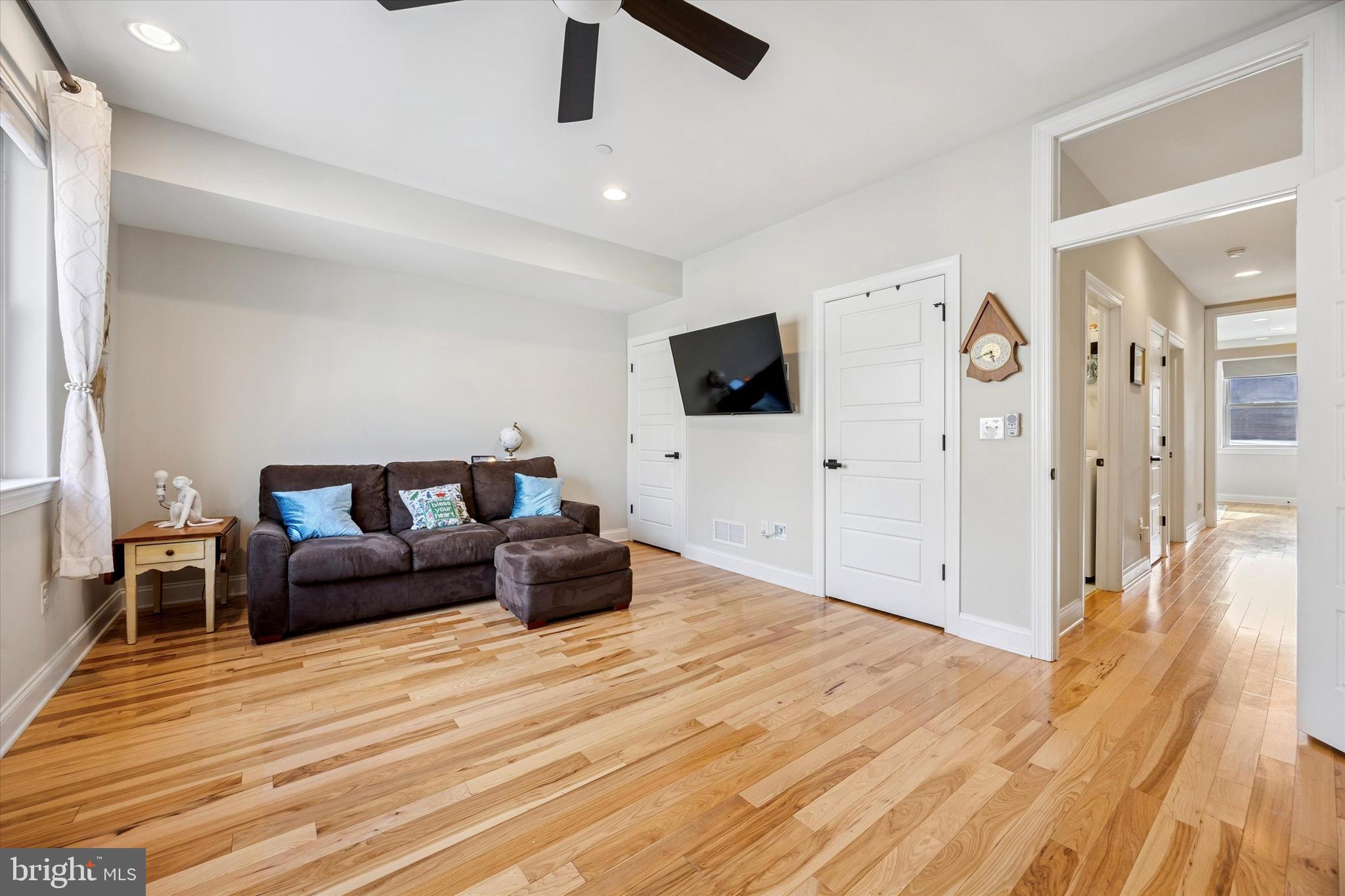 MANAYUNK - Residential