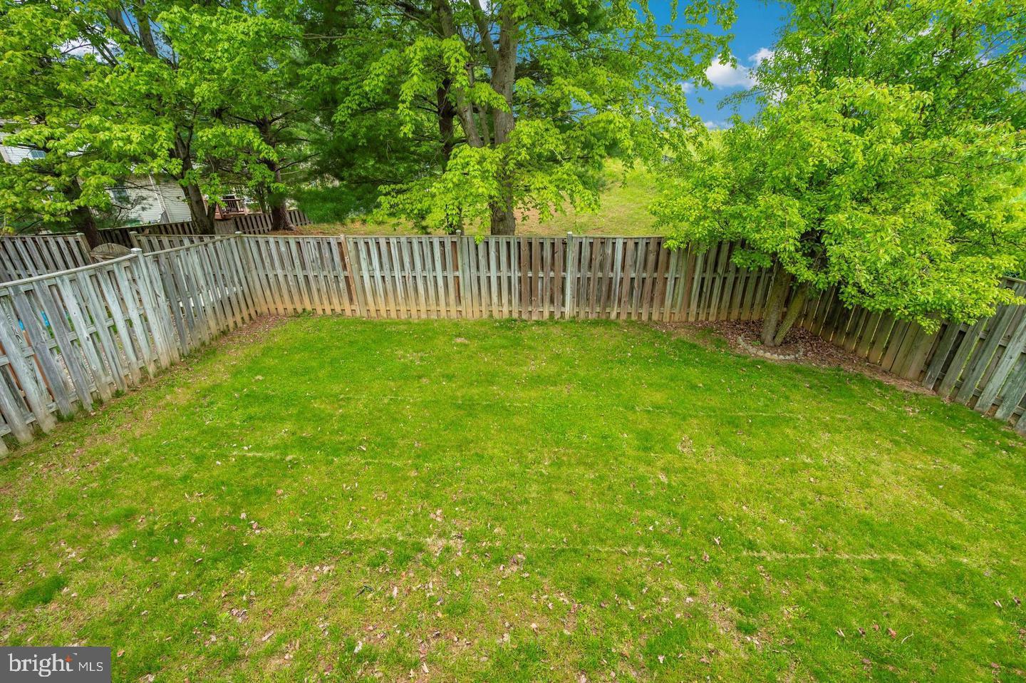 MONTGOMERY MEADOWS - Residential