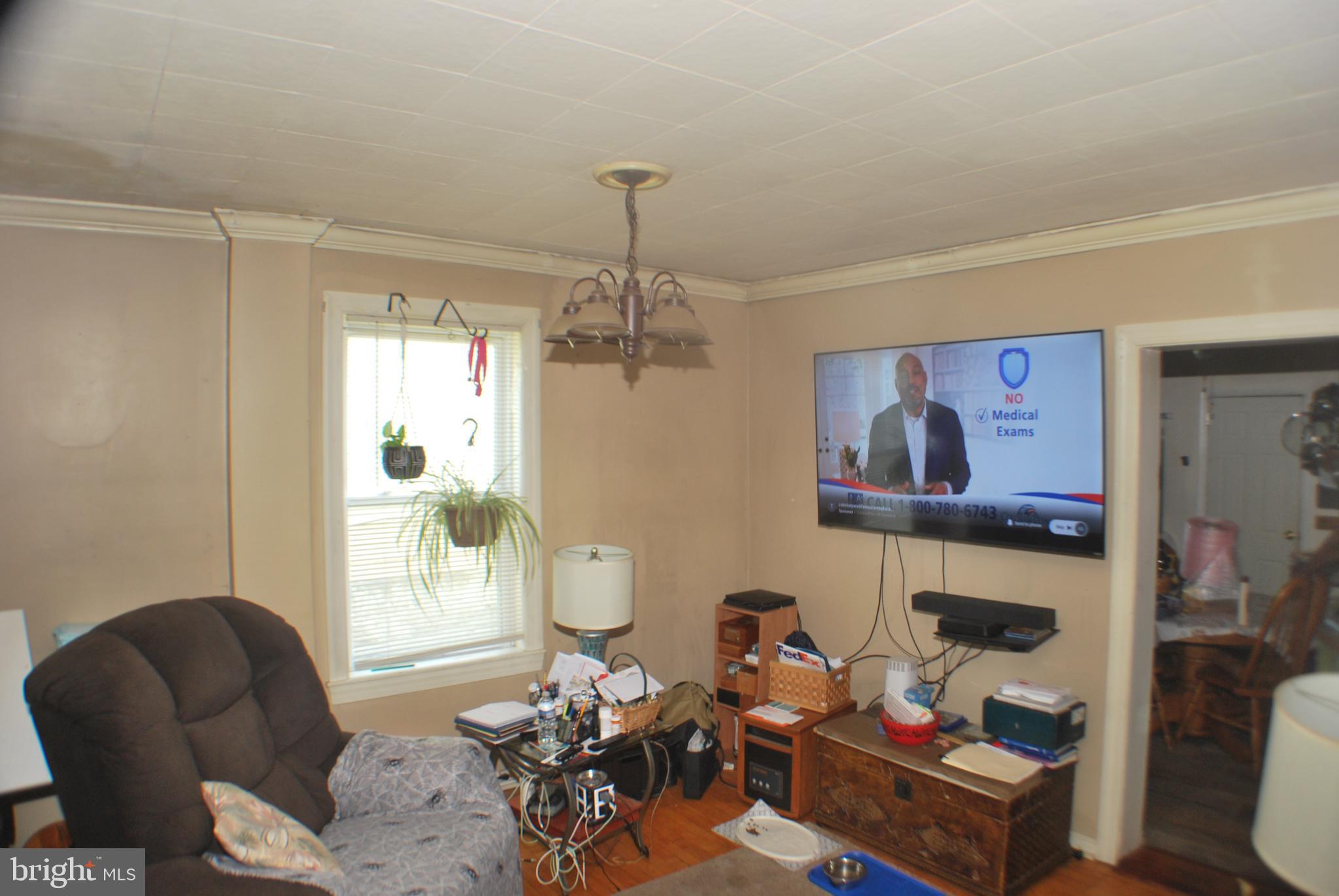 224 W 5TH STREET