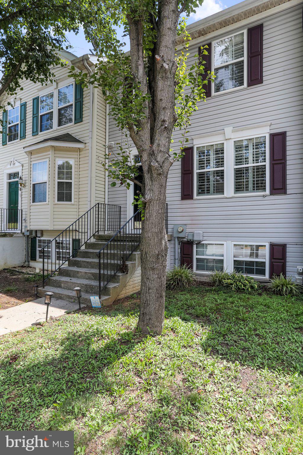 COUNTY GREEN - Residential