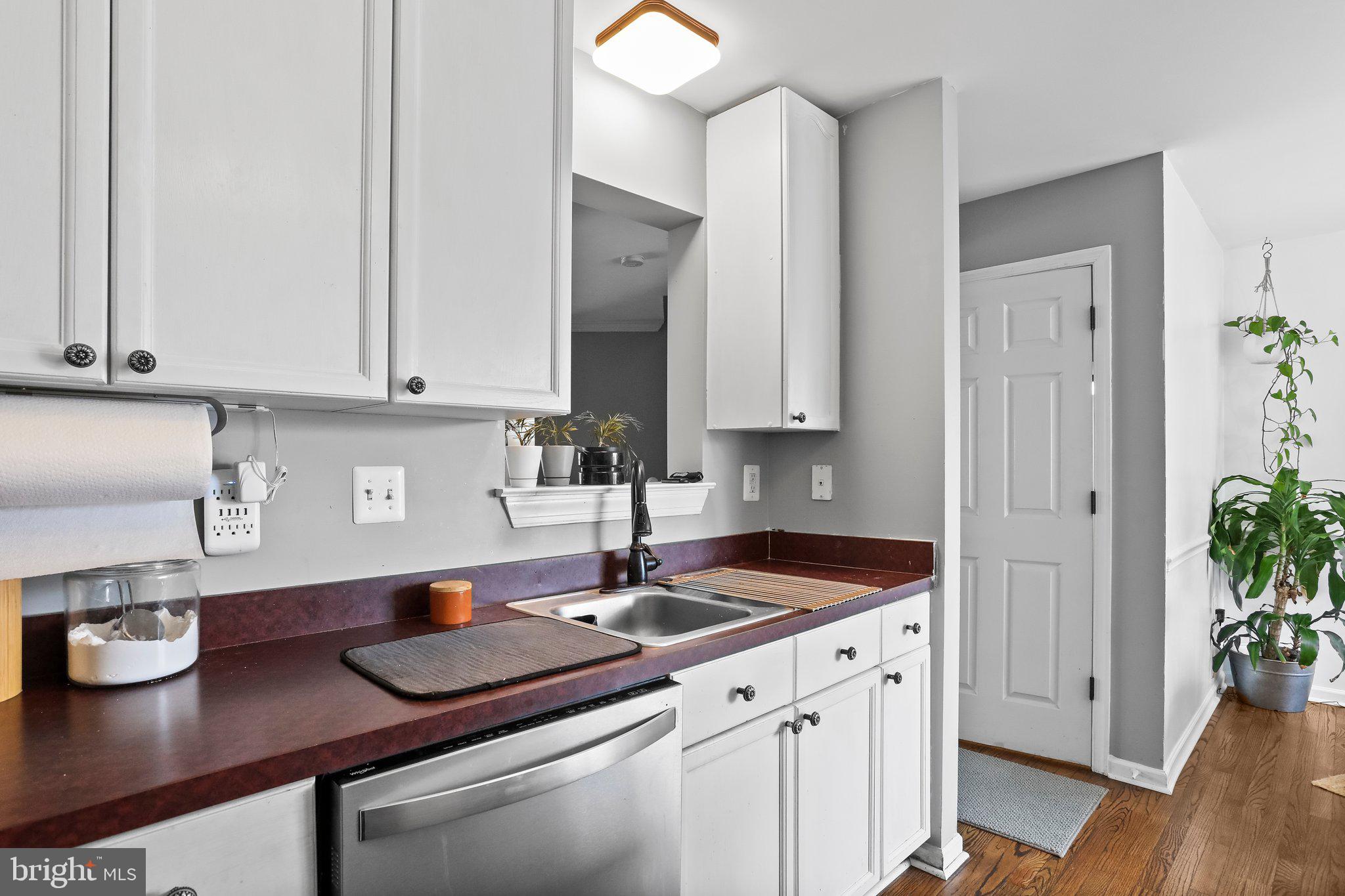 COUNTY GREEN - Residential