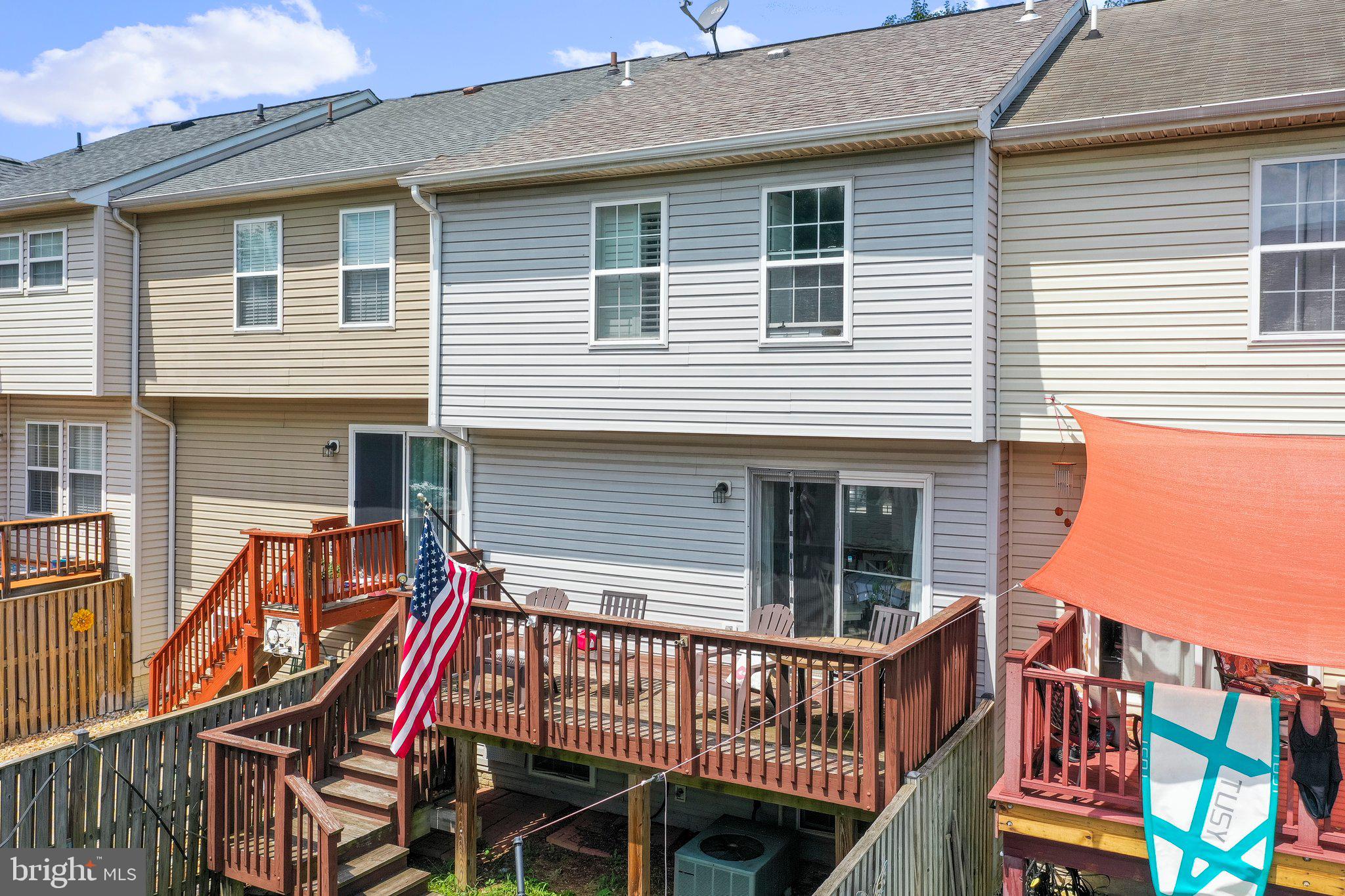 COUNTY GREEN - Residential