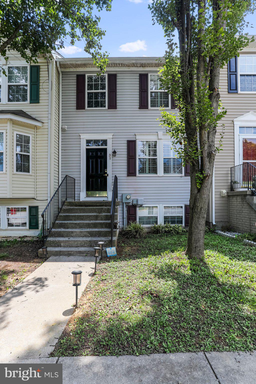 COUNTY GREEN - Residential