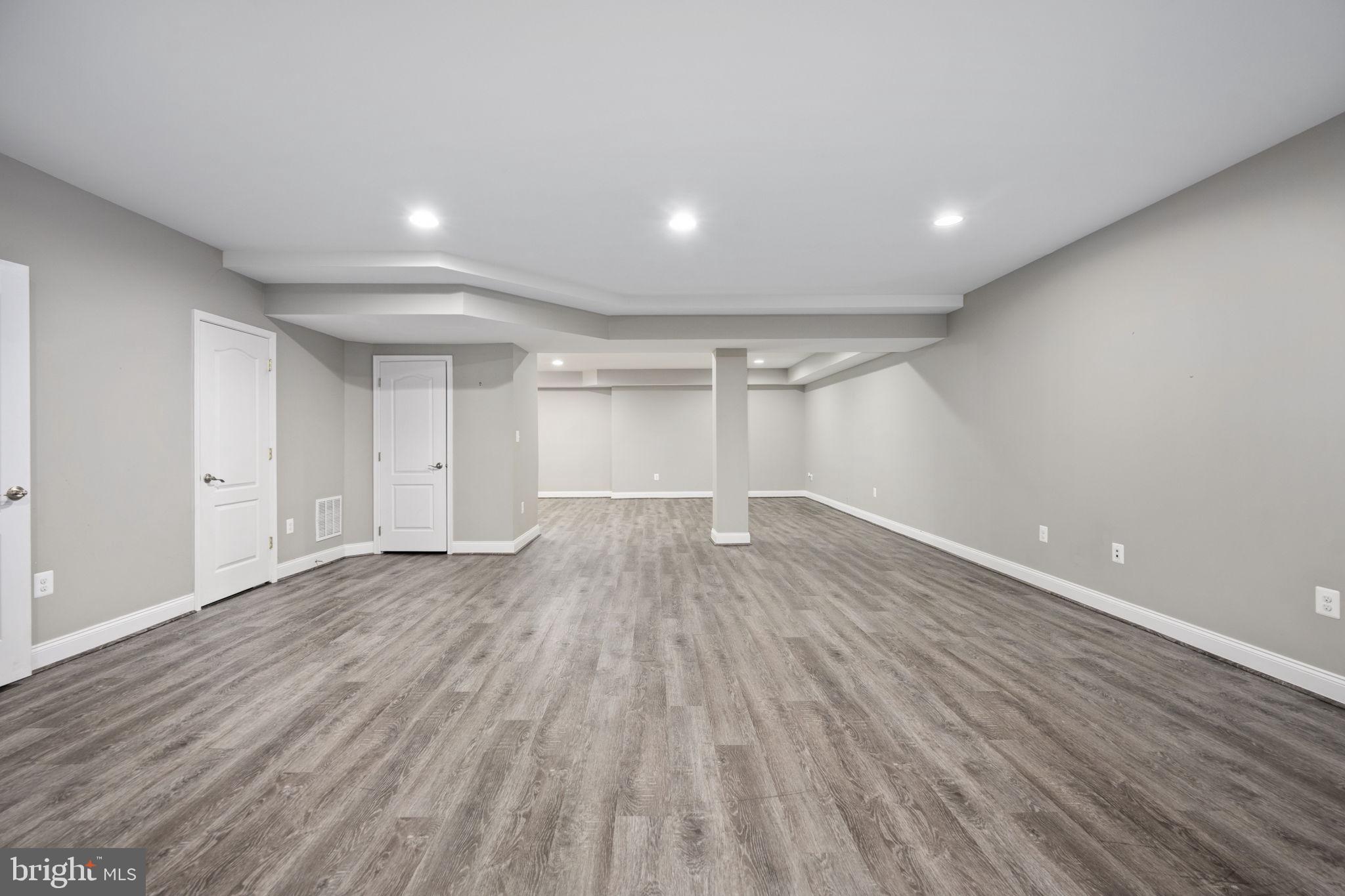 FAWN LAKE - Residential