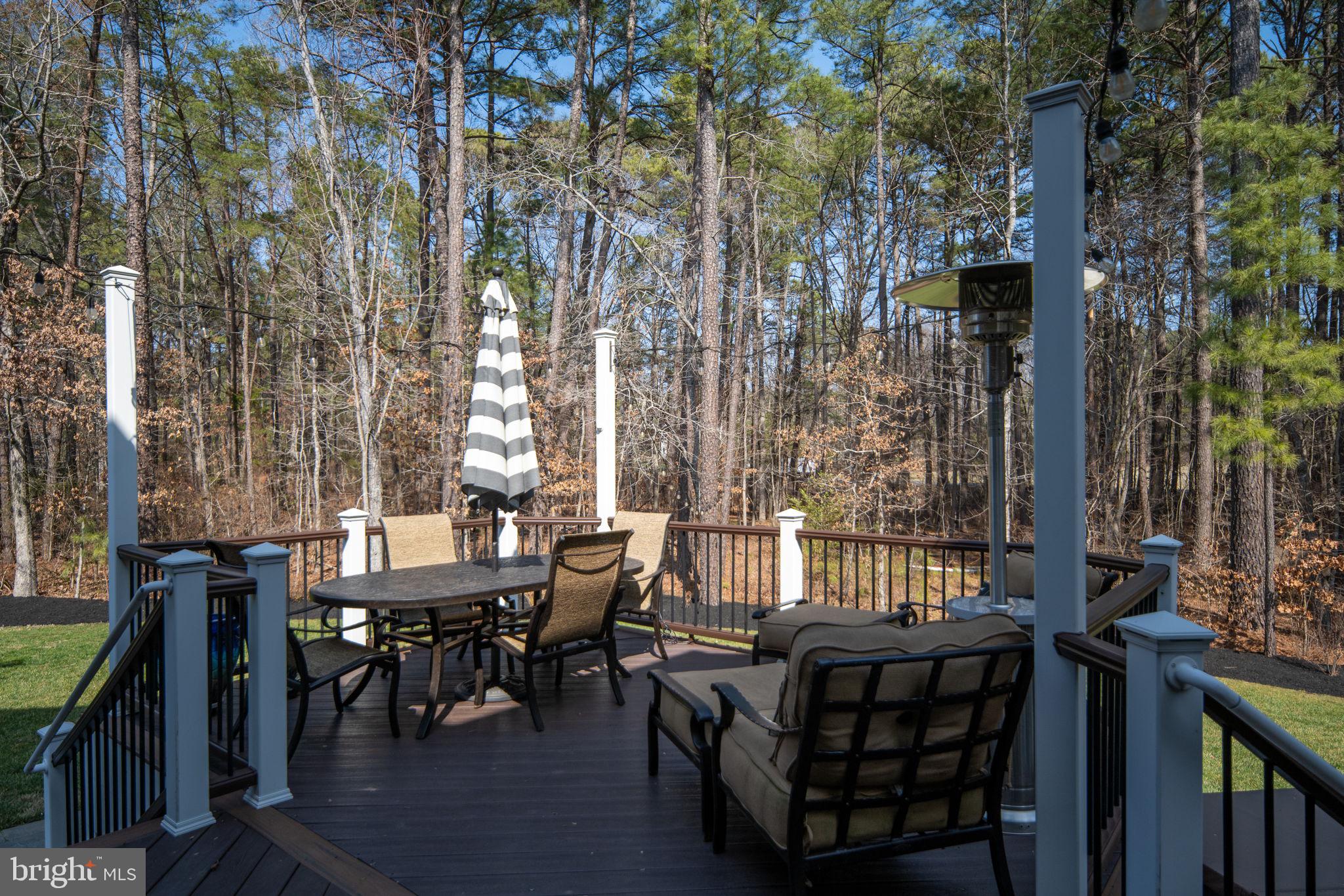 FAWN LAKE - Residential